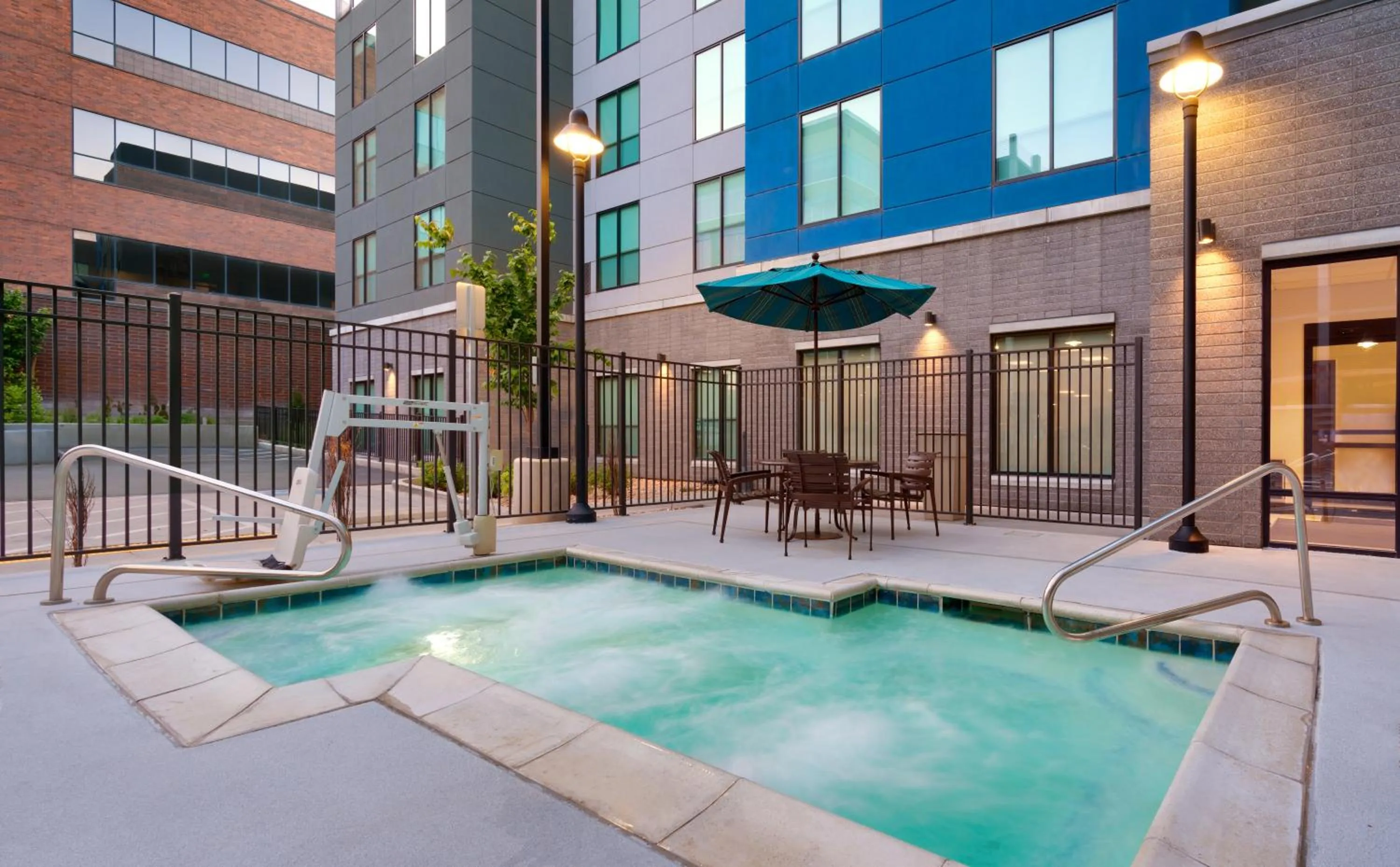 Swimming pool in Hyatt Place Provo
