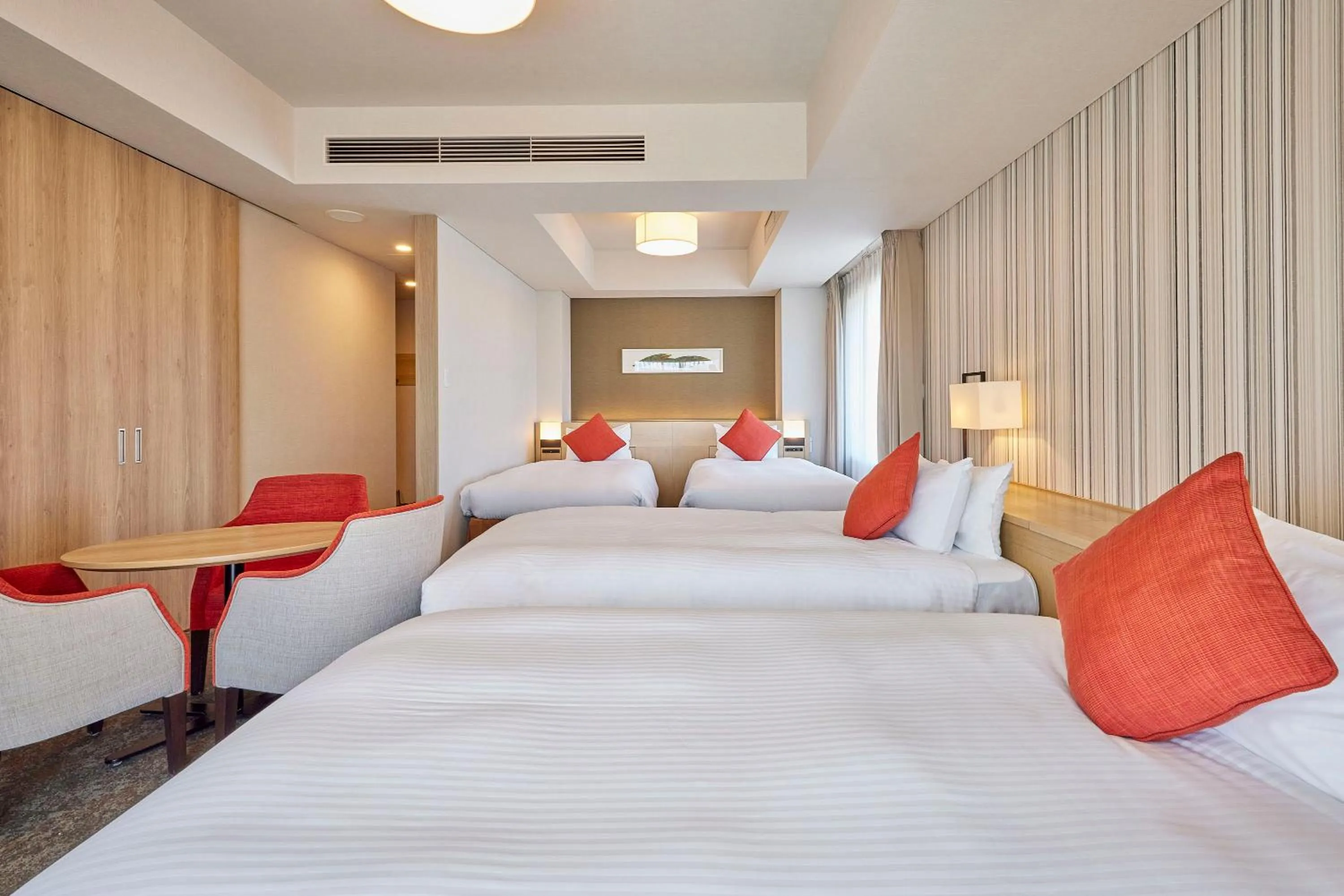 Photo of the whole room, Bed in Hotel Emion Tokyo Bay