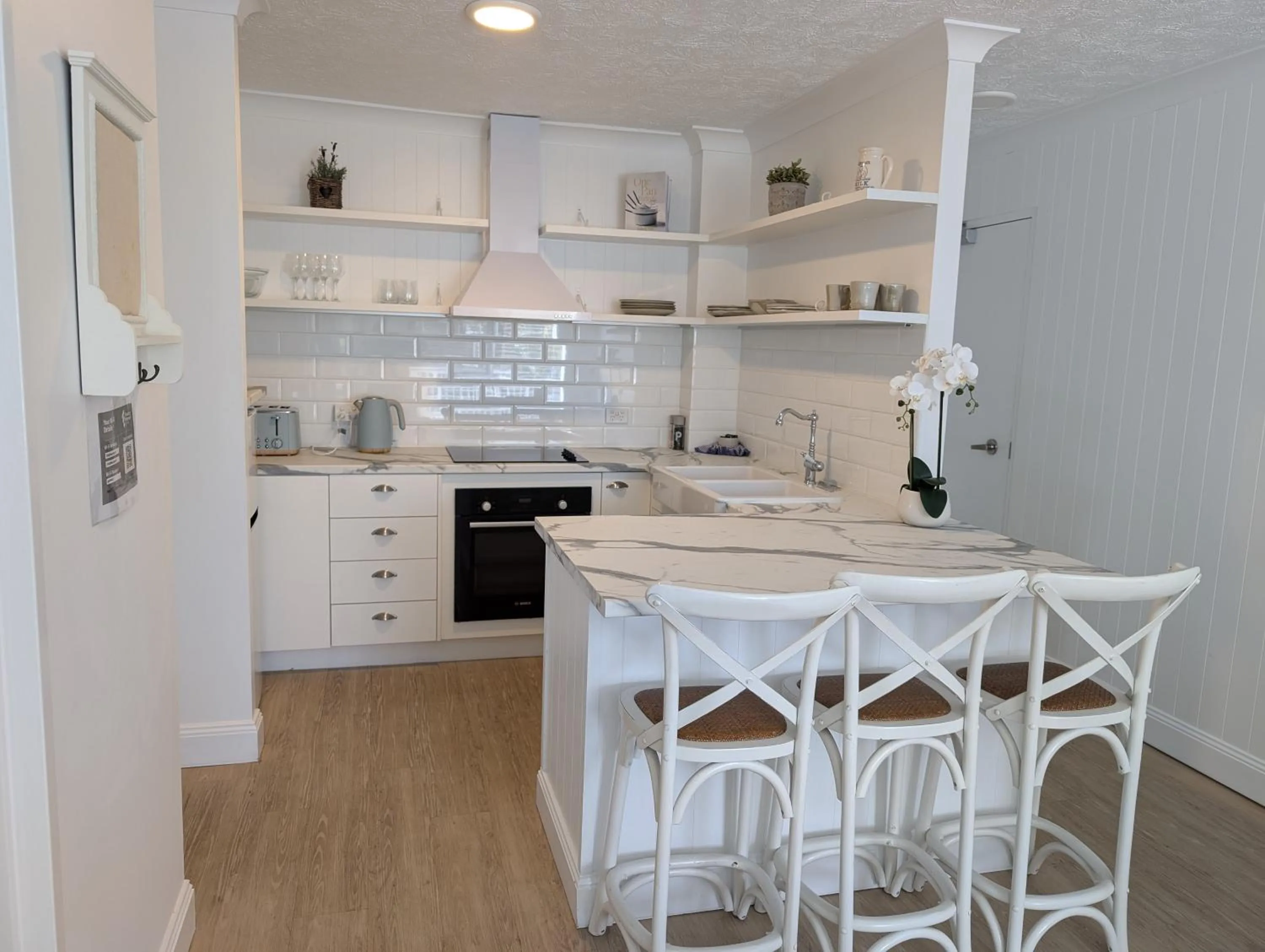 Bay Lodge Apartments