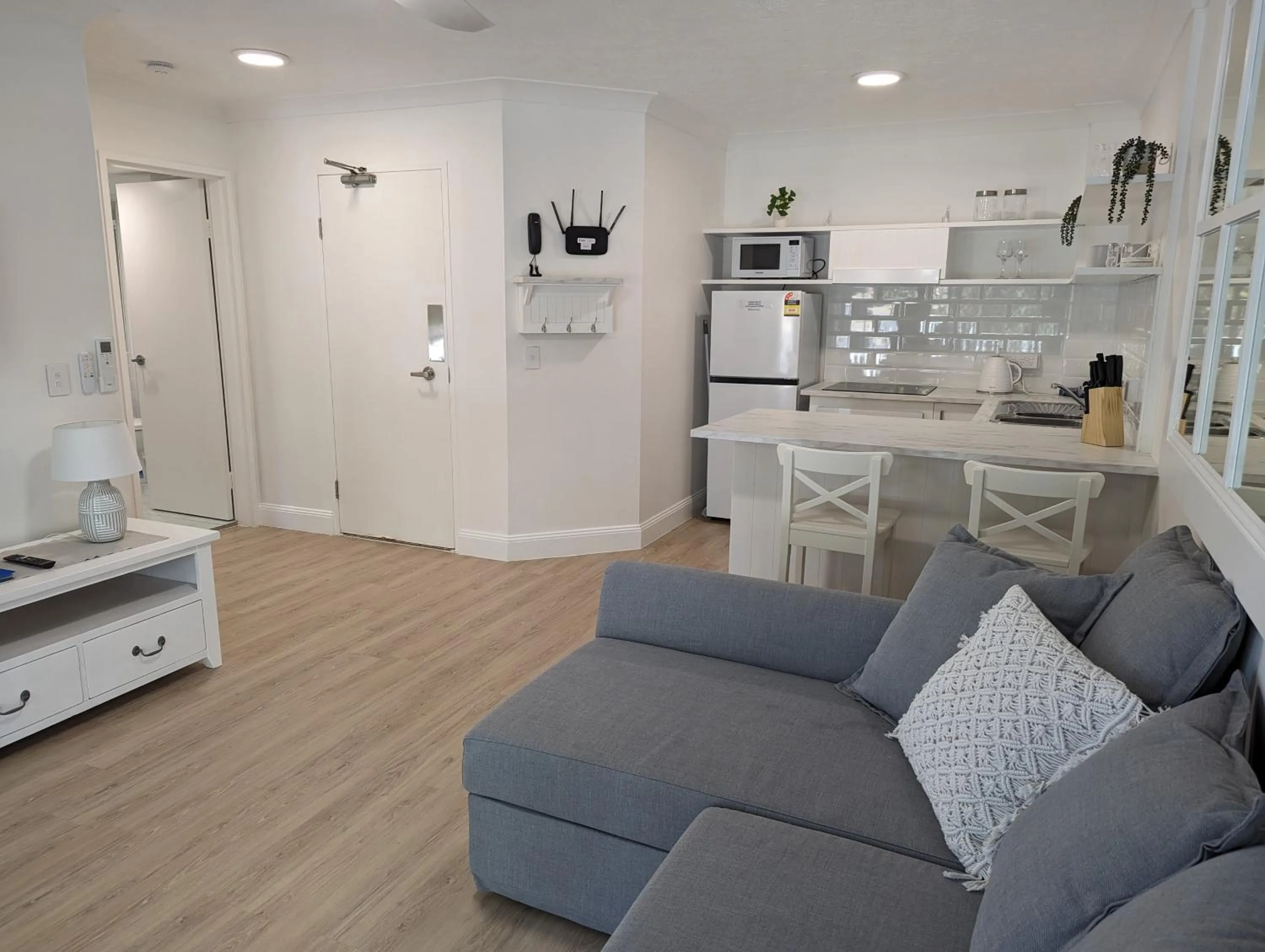 Bay Lodge Apartments