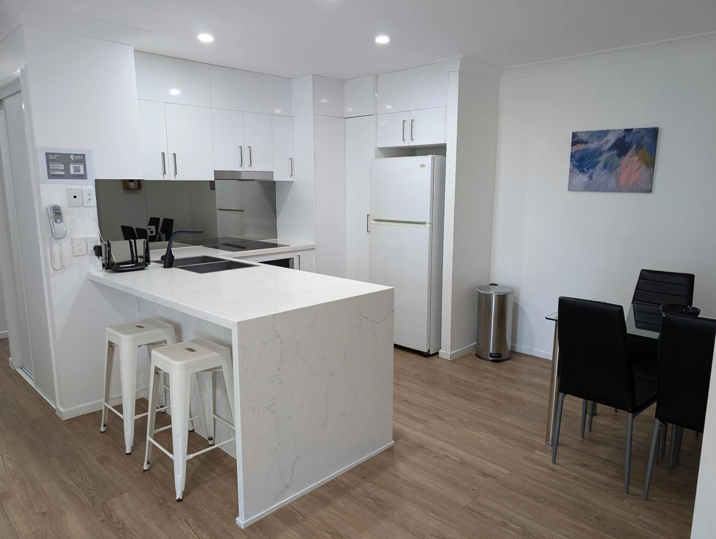 Bay Lodge Apartments