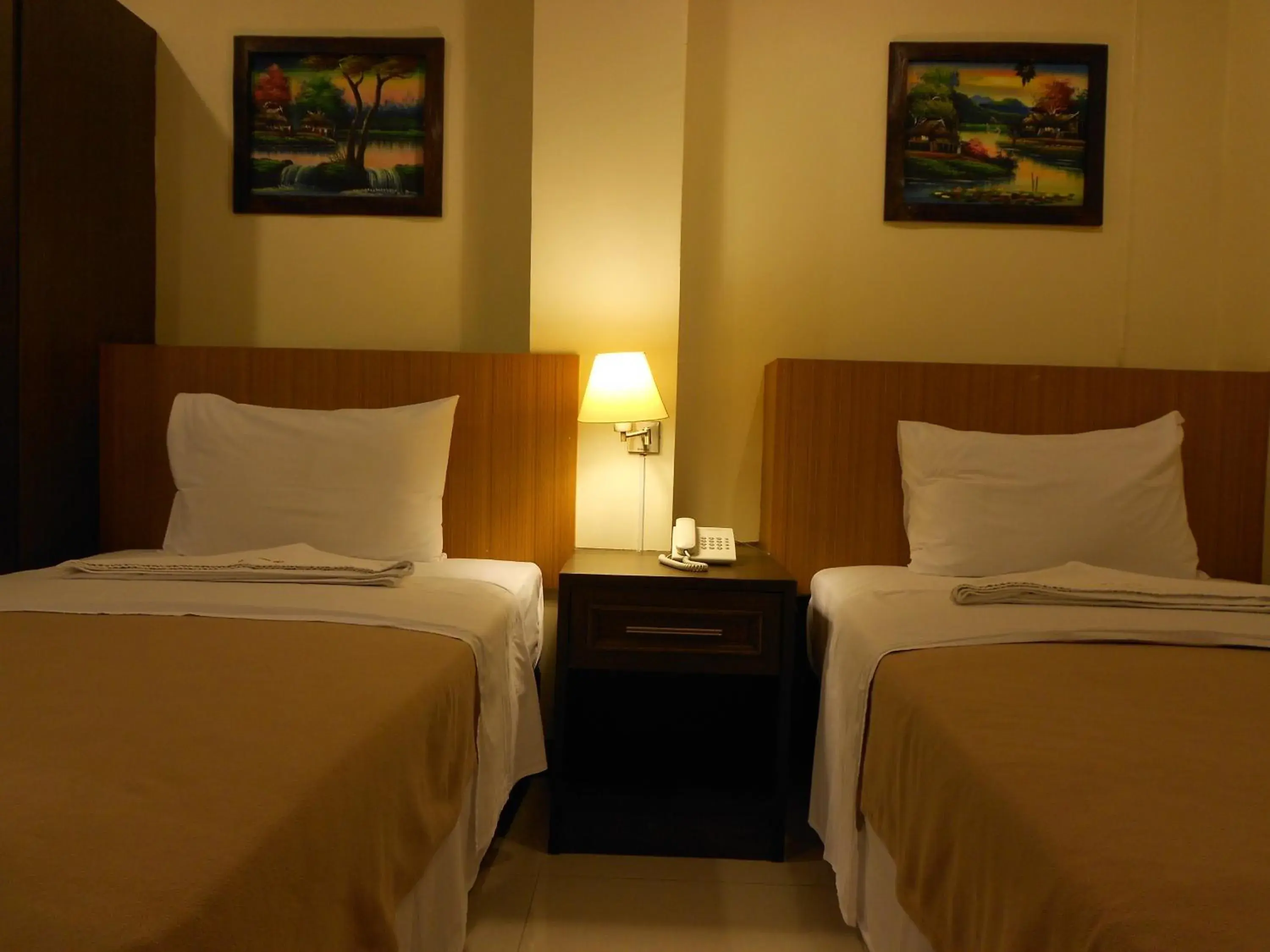 Decorative detail, Bed in Lodge 61 Hotel Decorative detail, Bed in Lodge 61 Hotel