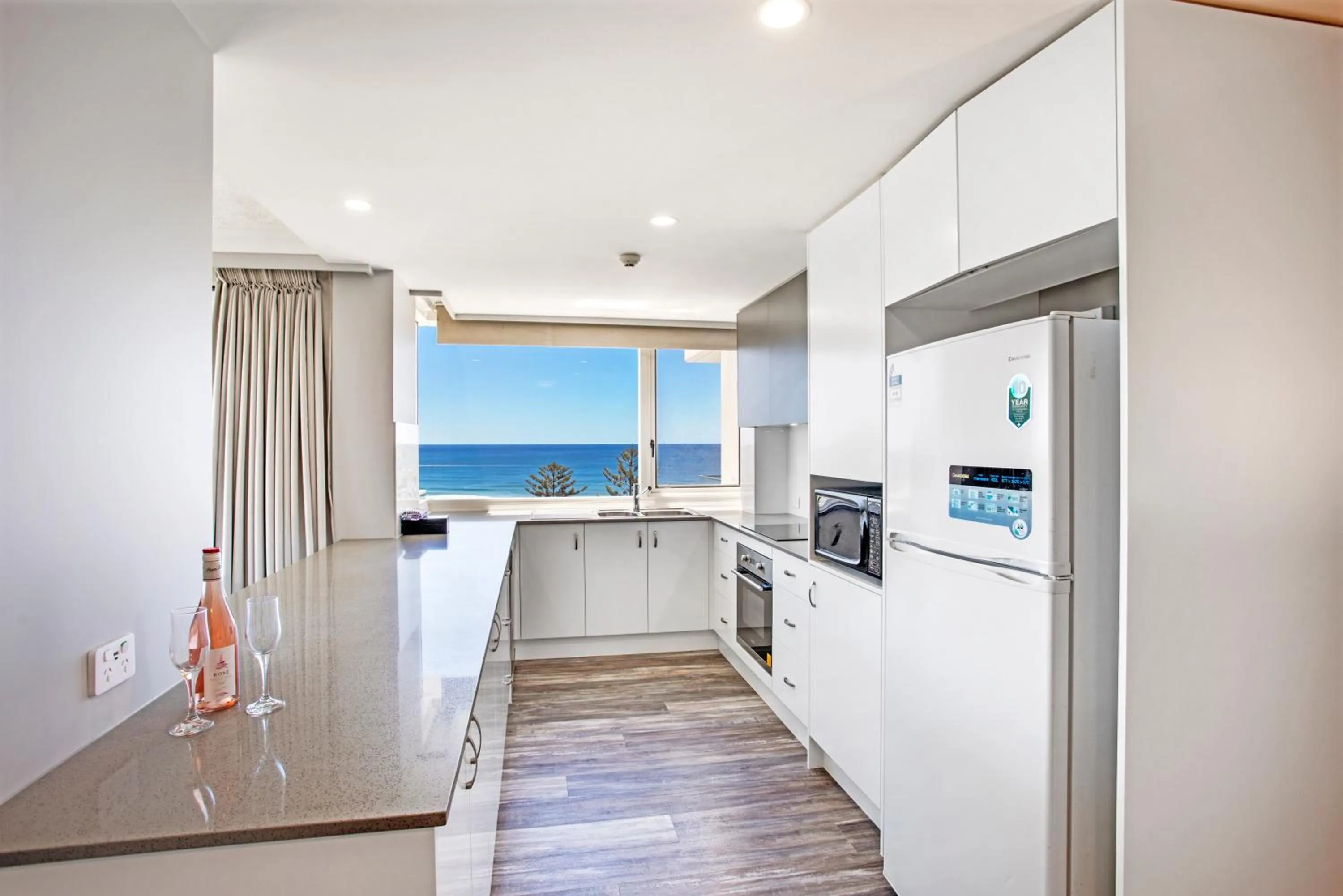 Southern Cross Beachfront Holiday Apartments