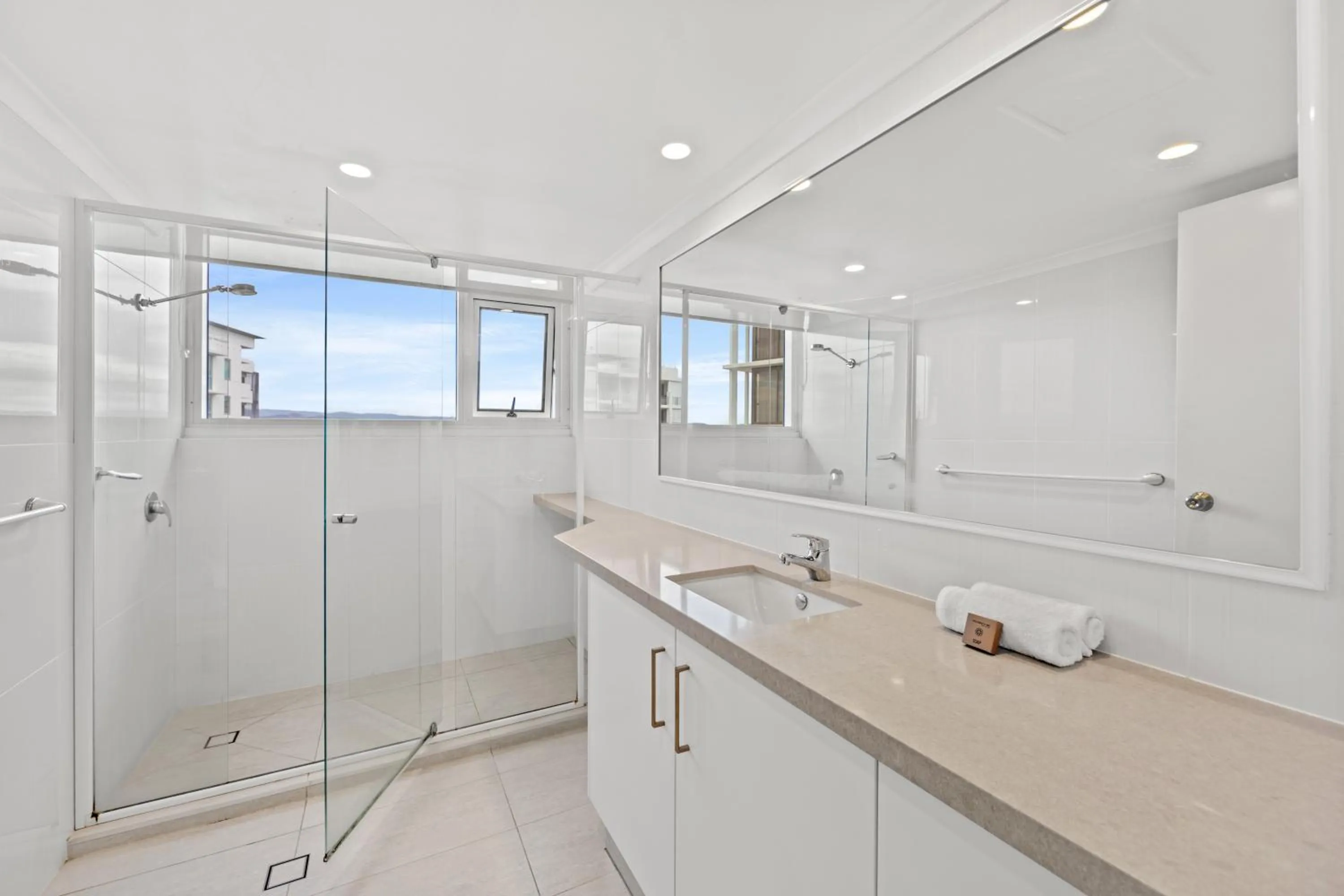 Southern Cross Beachfront Holiday Apartments