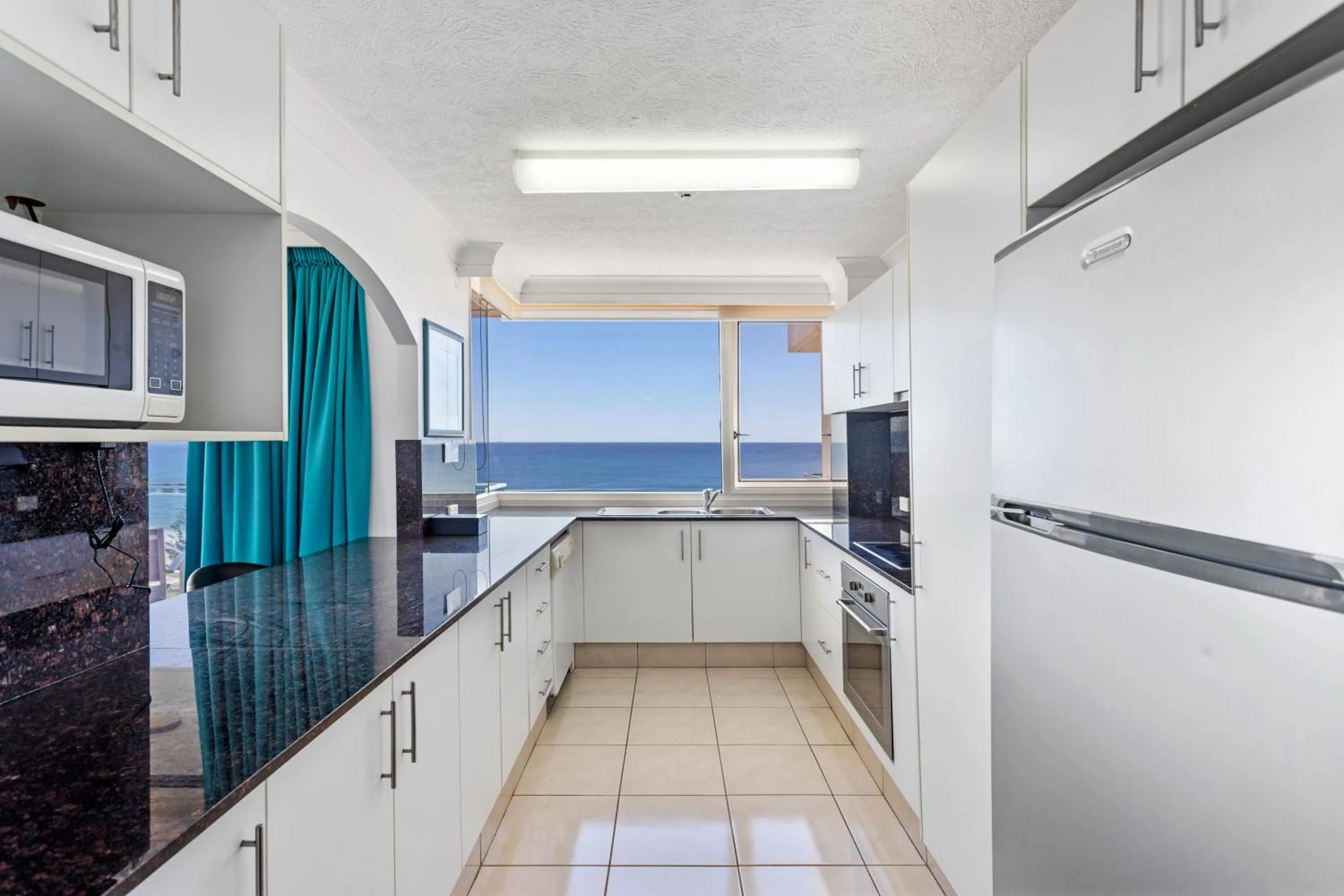 Southern Cross Beachfront Holiday Apartments