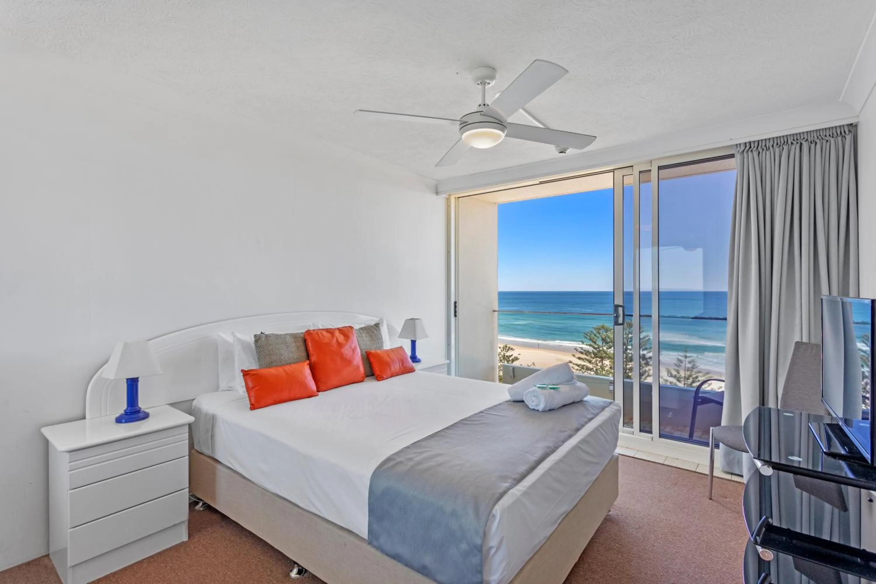Bedroom, Bed in Southern Cross Beachfront Holiday Apartments