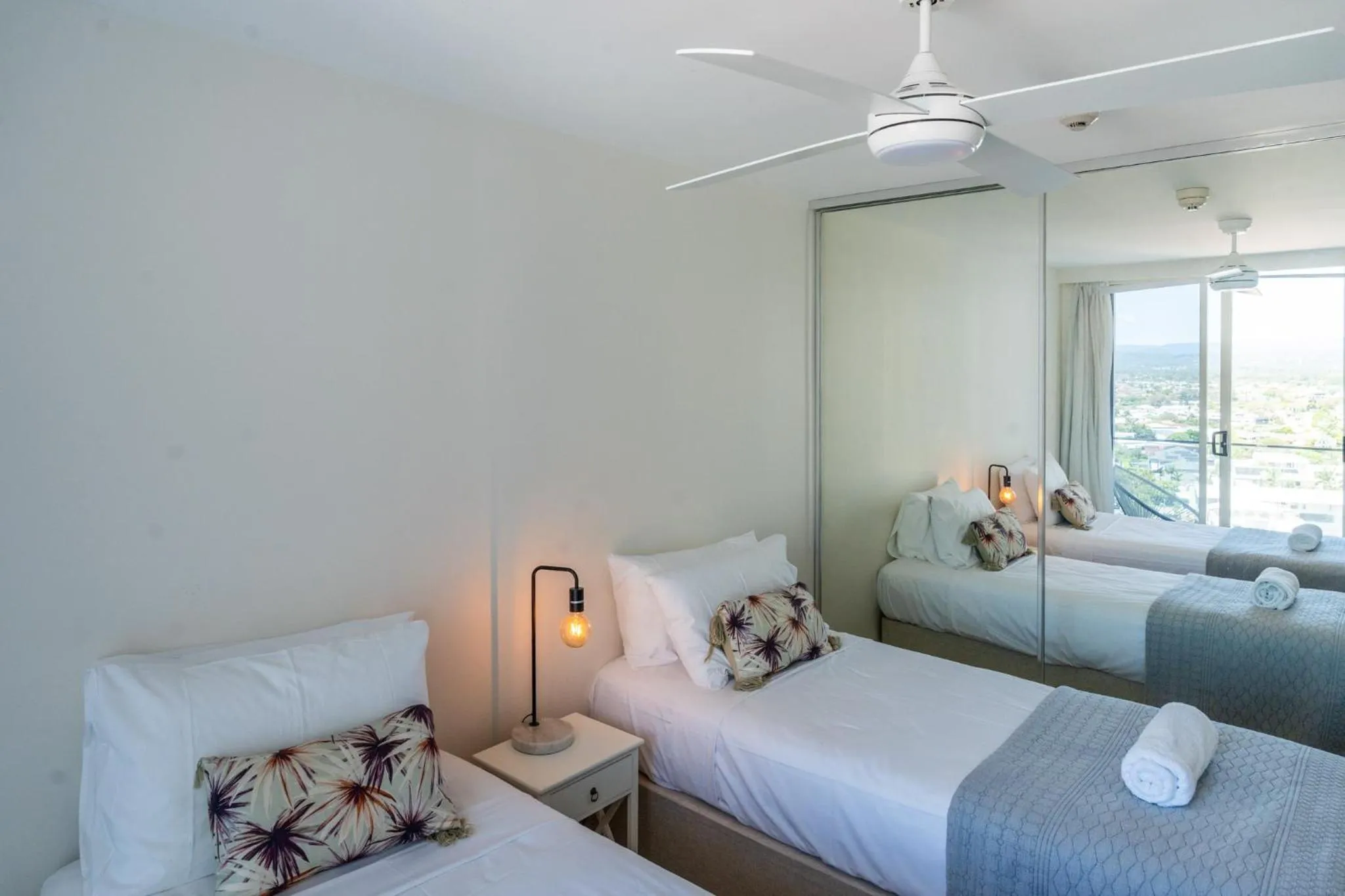 Bed in Southern Cross Beachfront Holiday Apartments