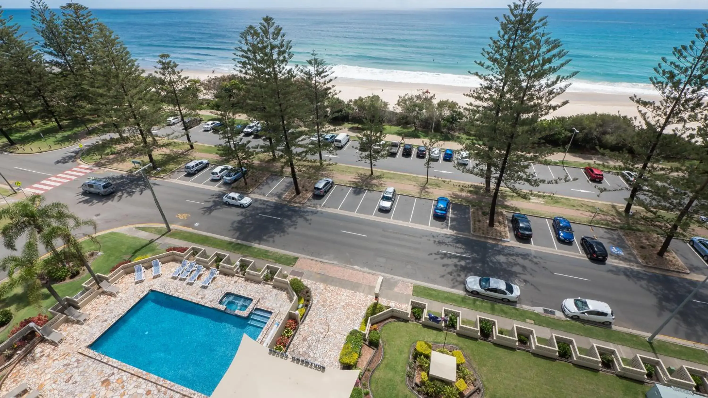 Southern Cross Beachfront Holiday Apartments Southern Cross Beachfront Holiday Apartments