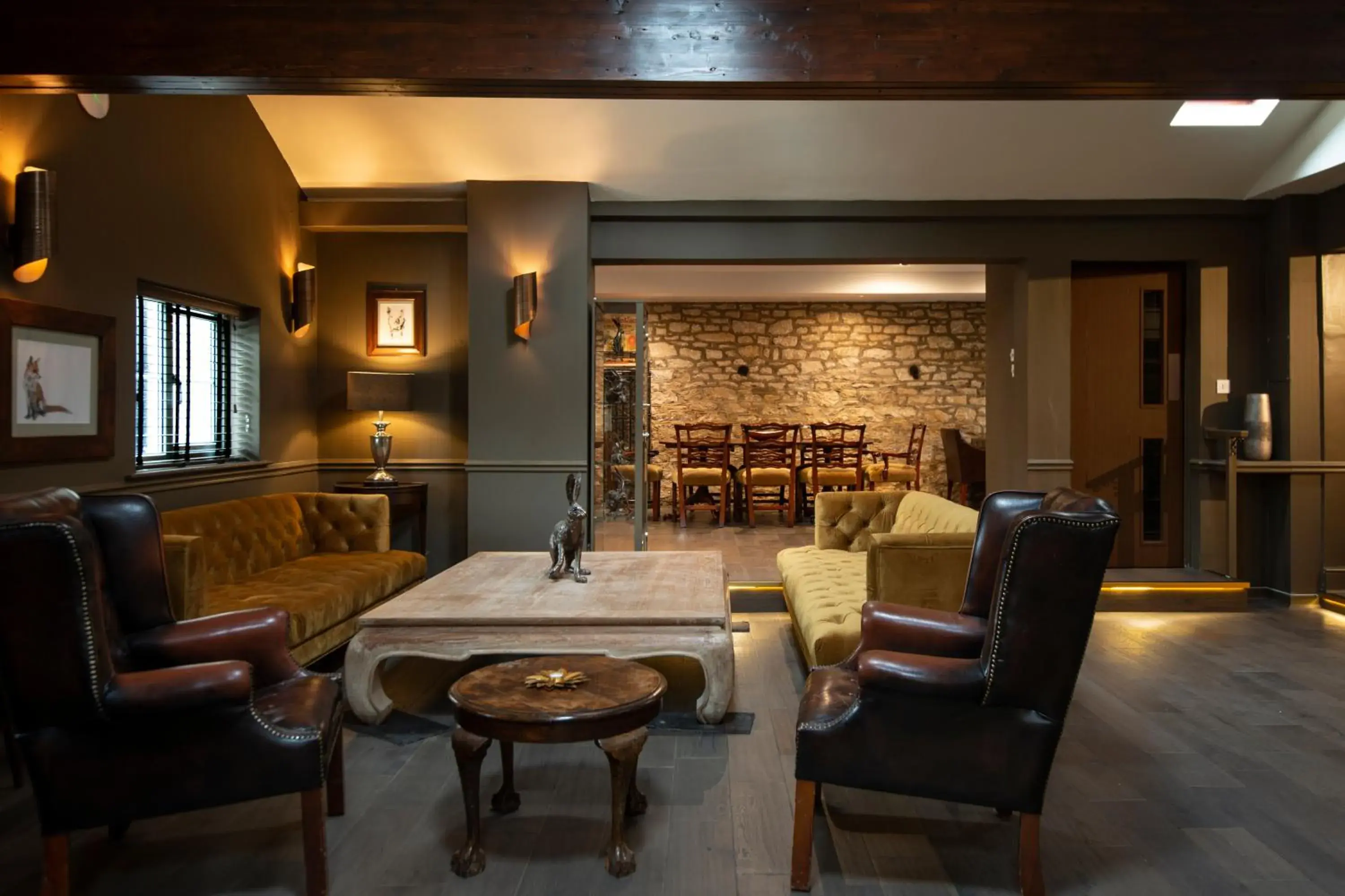 Lounge or bar, Lounge/Bar in Pettifers Freehouse Hotel