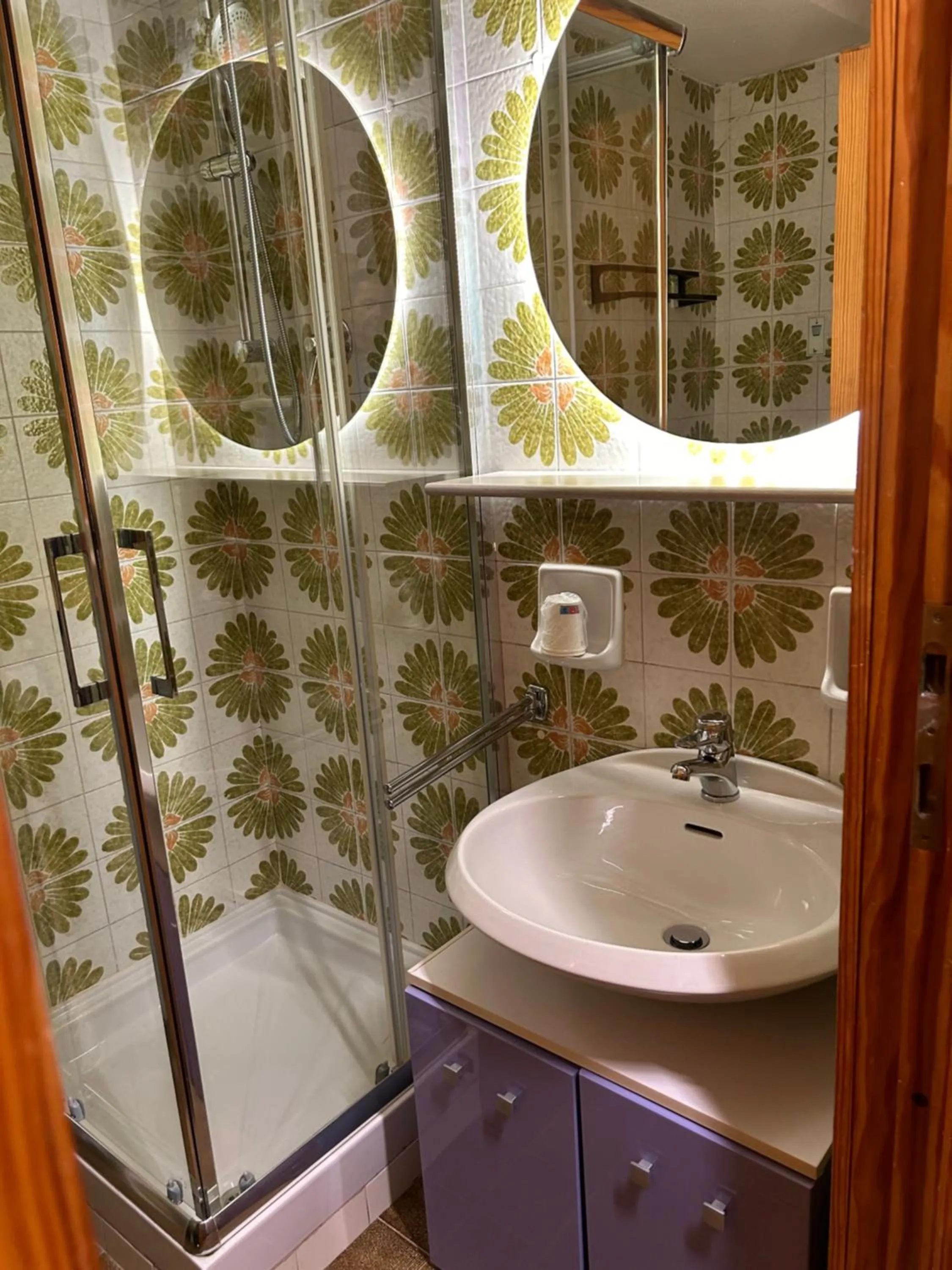 Bathroom in Residence Petit Tibet