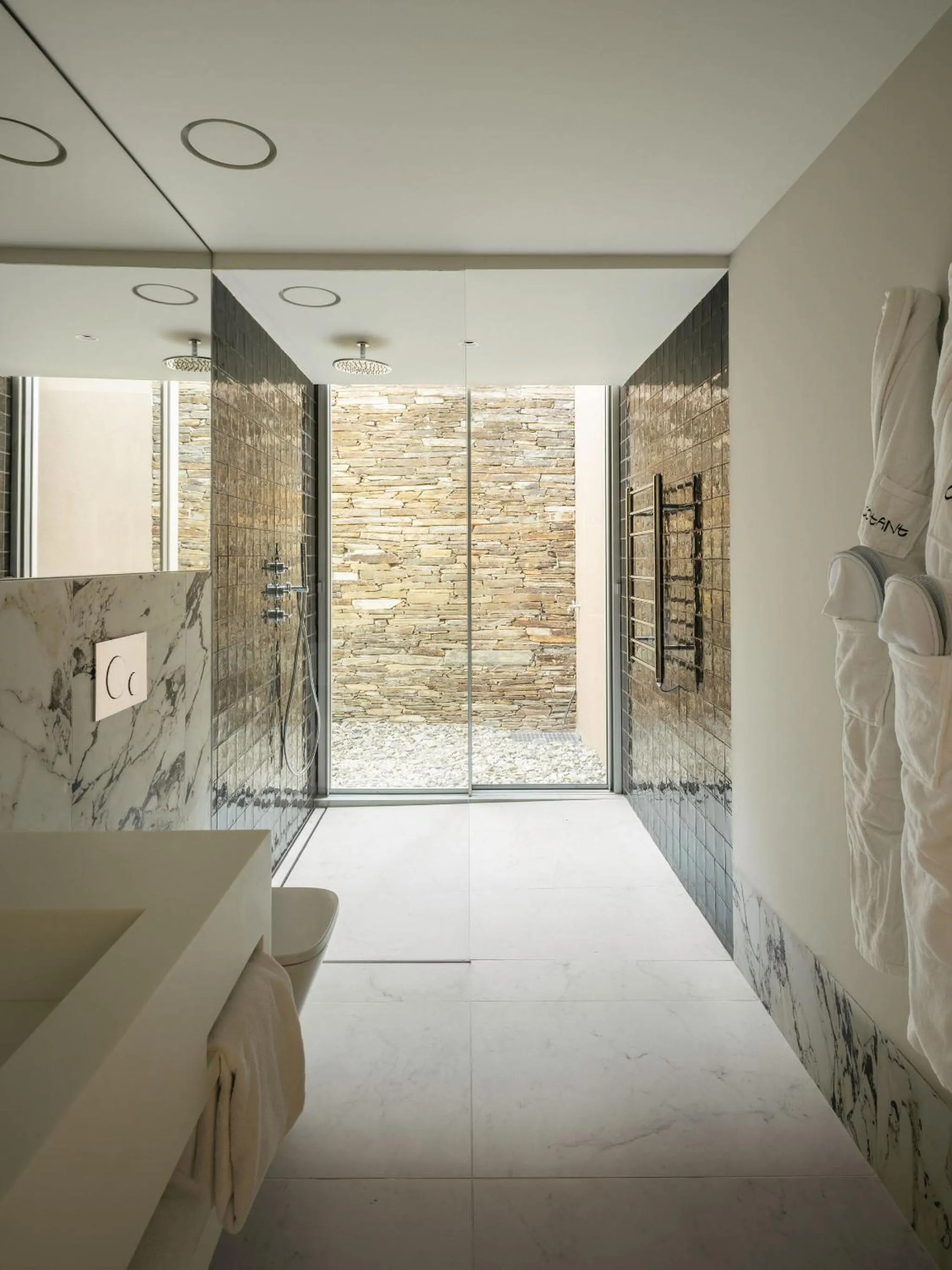 Bathroom in Octant Douro