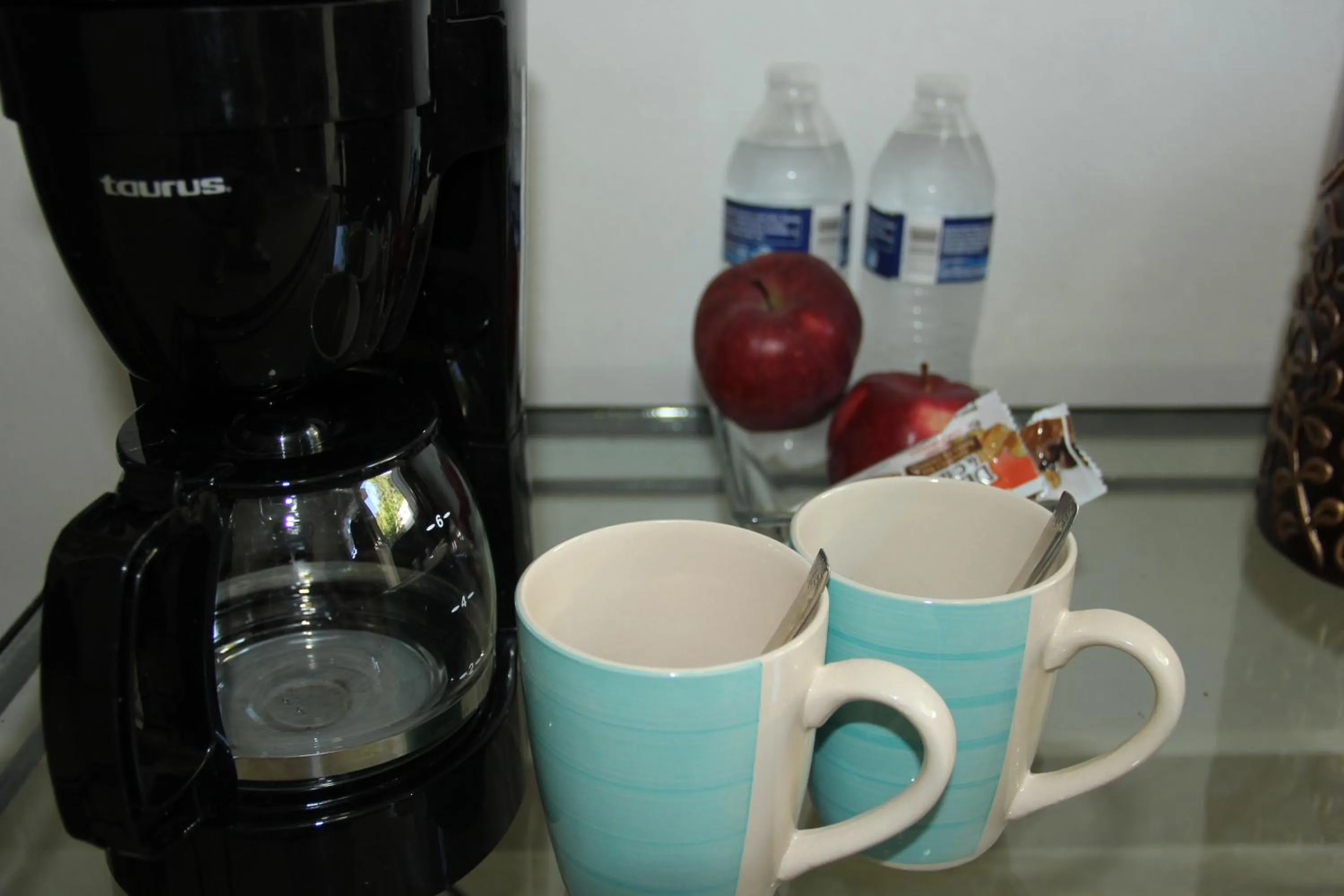 Coffee/tea facilities in Cancun Blue Airport
