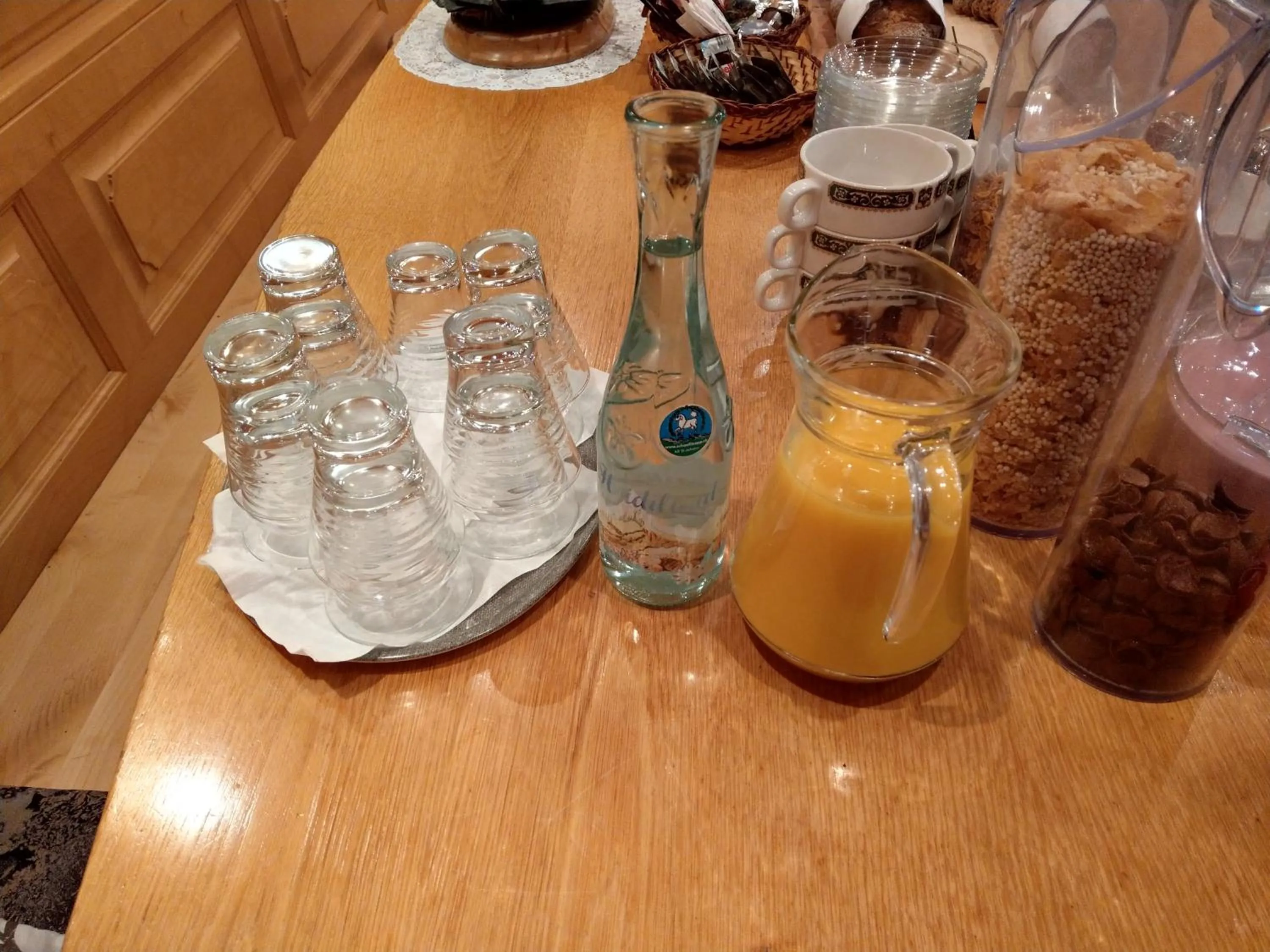 Buffet breakfast in Gasthaus Schäfli