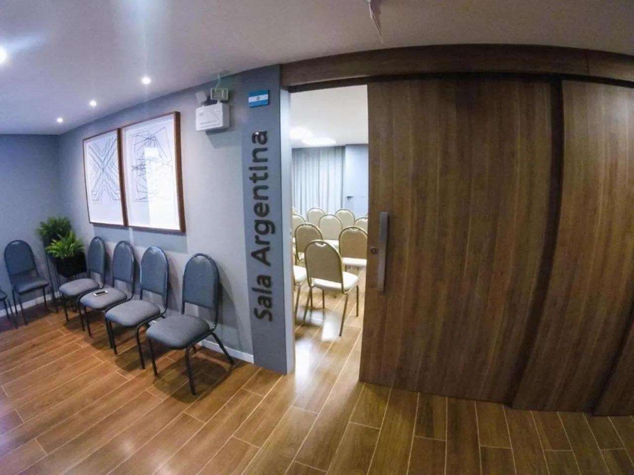 Meeting/conference room in Diaudi Hotel