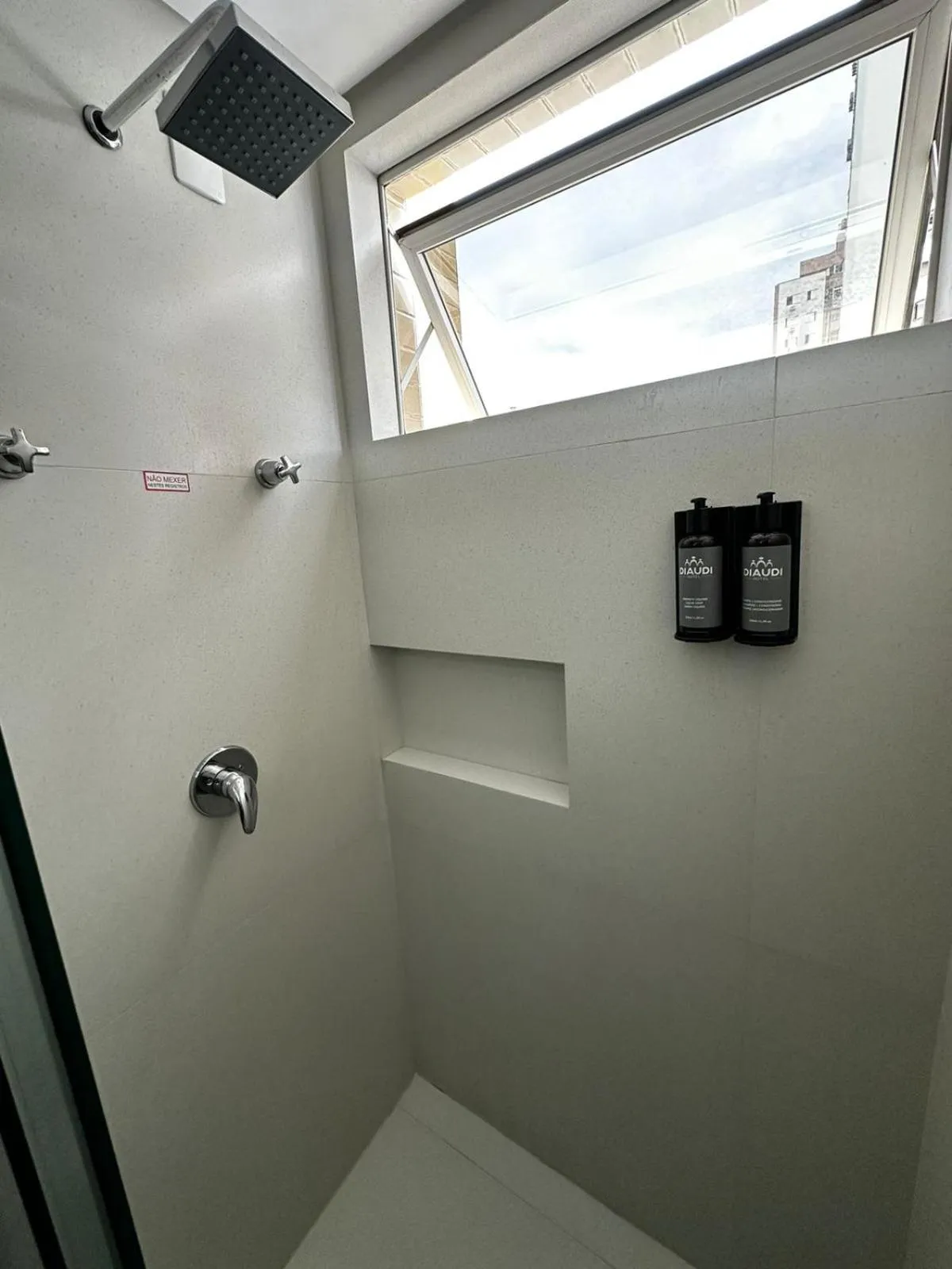 Bathroom in Diaudi Hotel