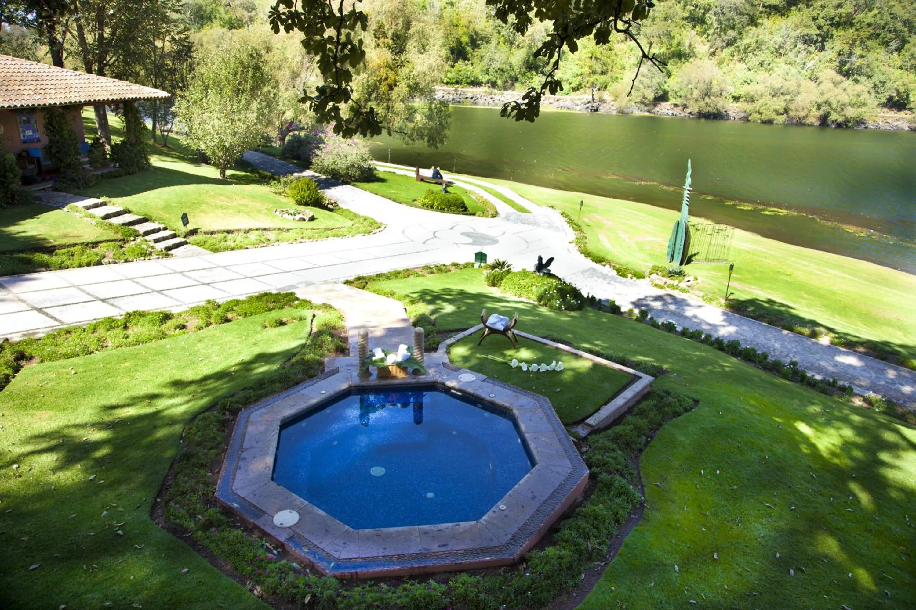 Garden in Sierra Lago