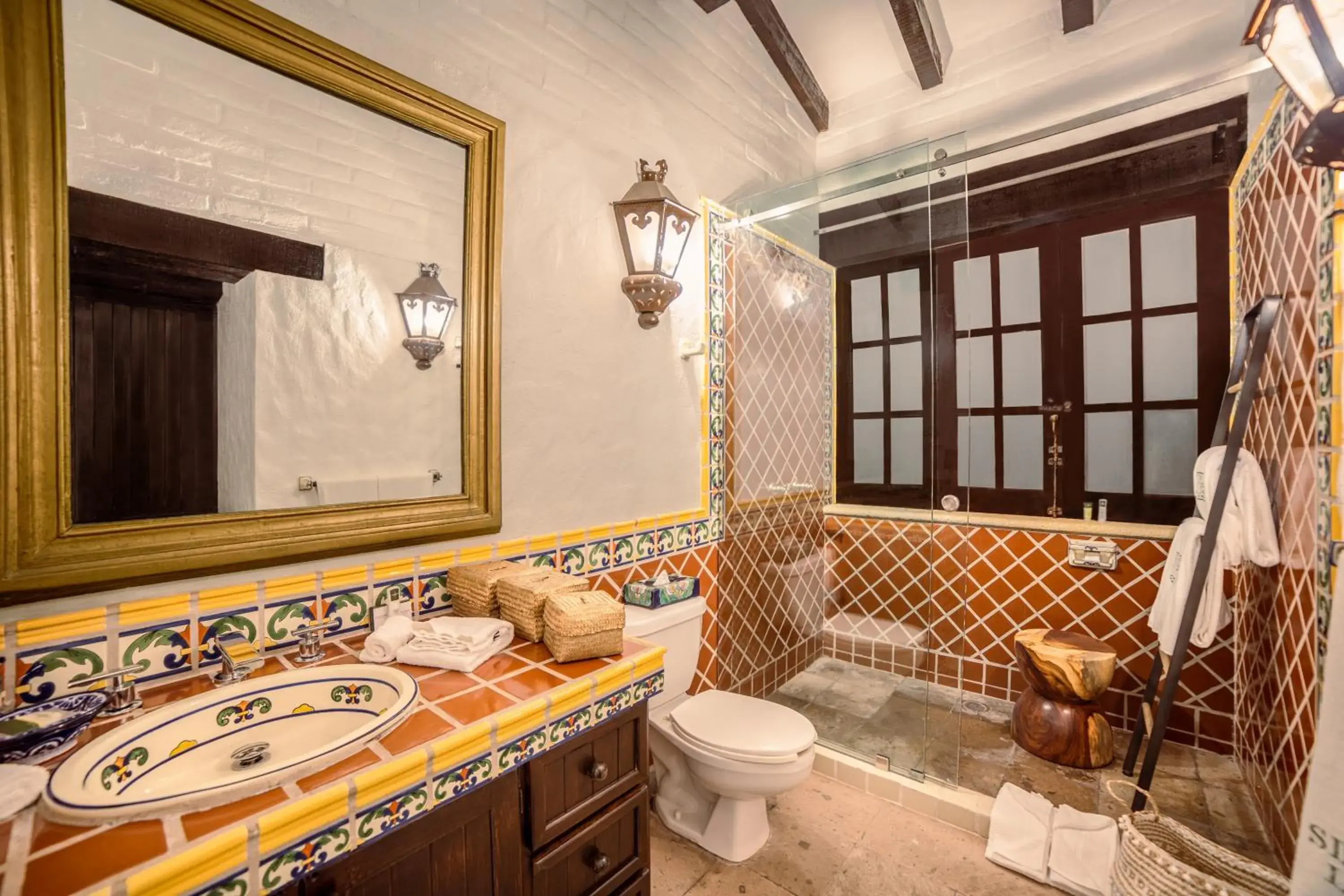 Bathroom in Sierra Lago Bathroom in Sierra Lago