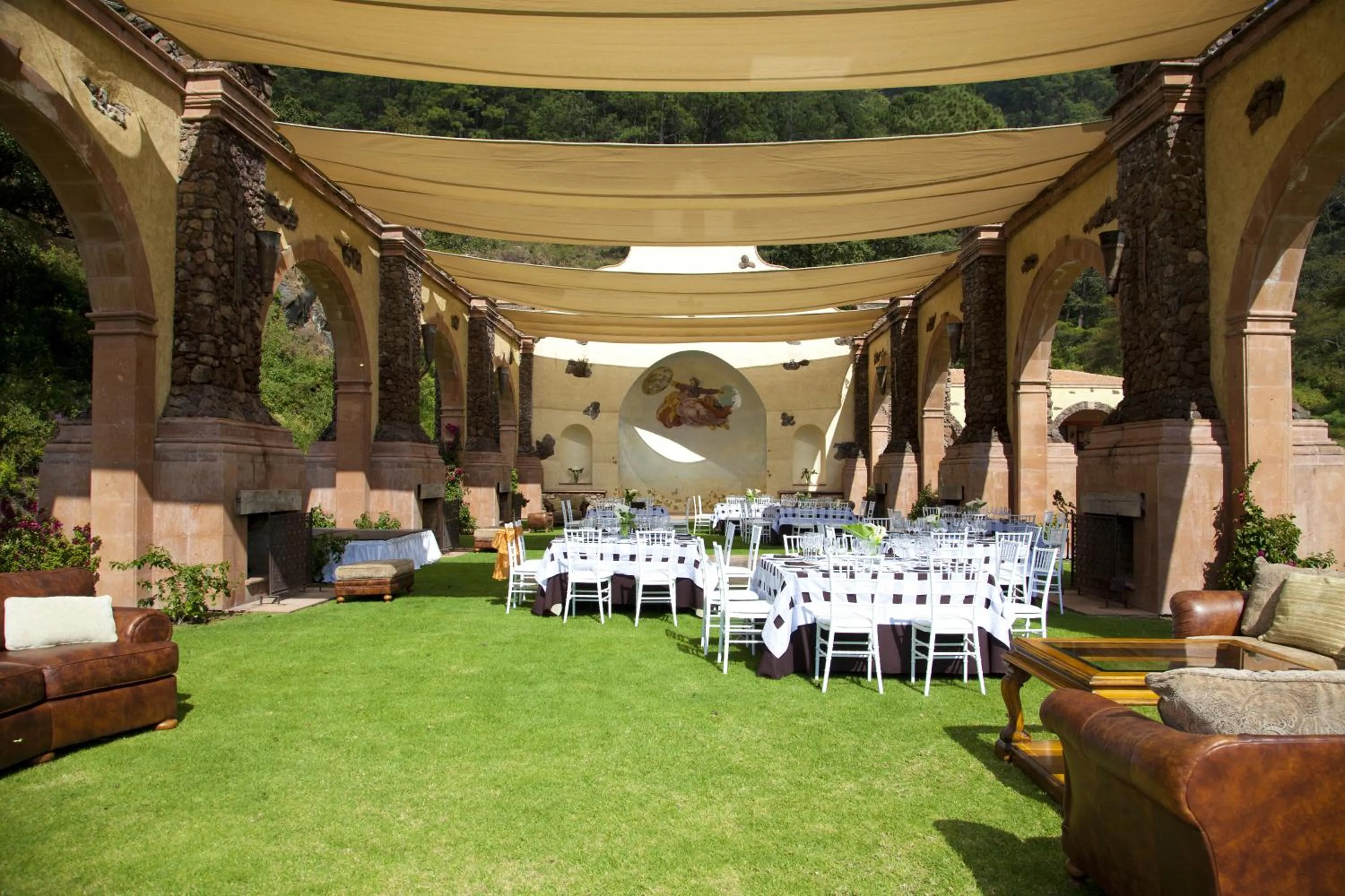 Banquet/Function facilities in Sierra Lago