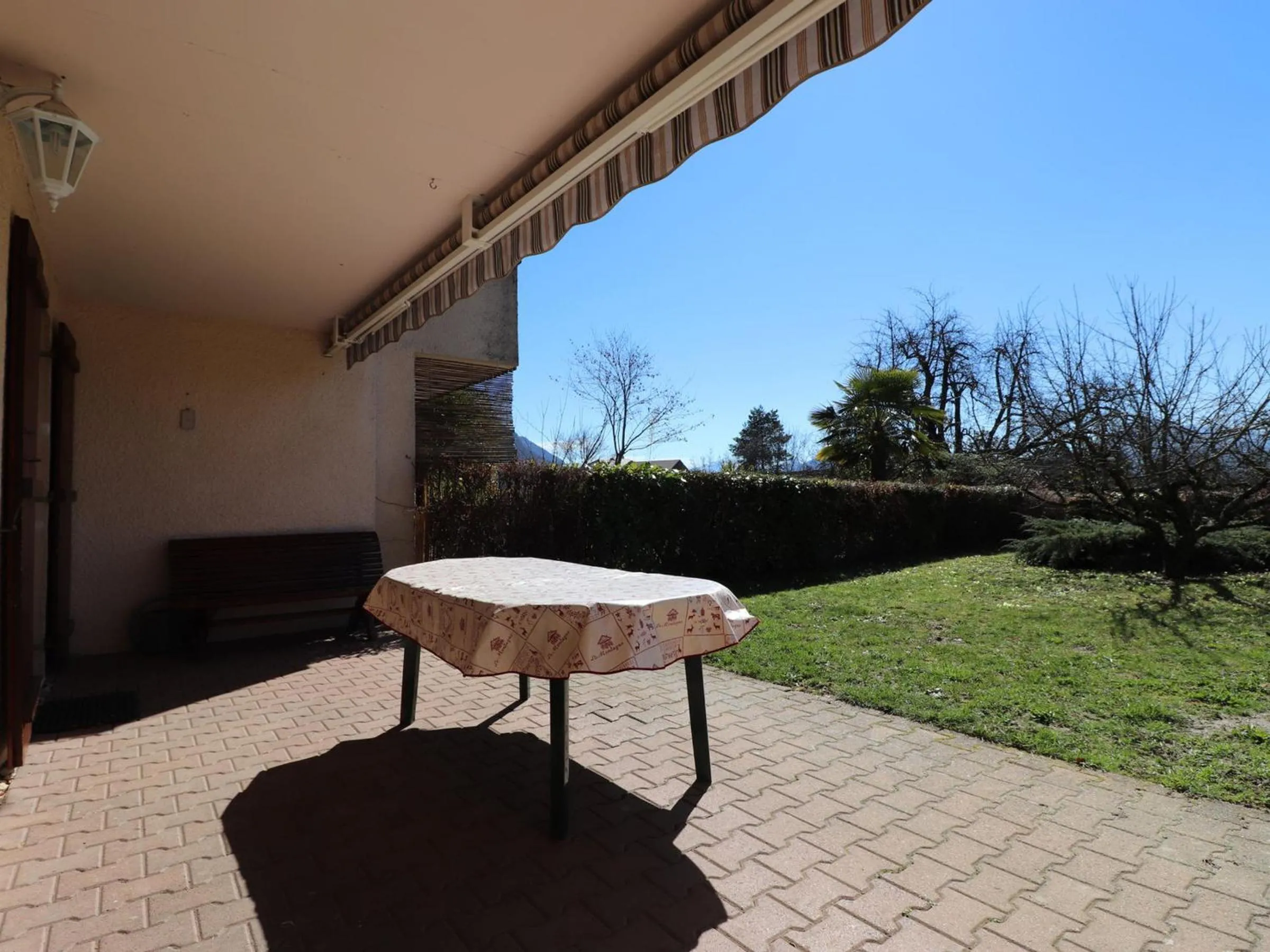 Spacieux logement calme avec jardin privé - Parking inclus, animaux acceptés - FR-1-432-8