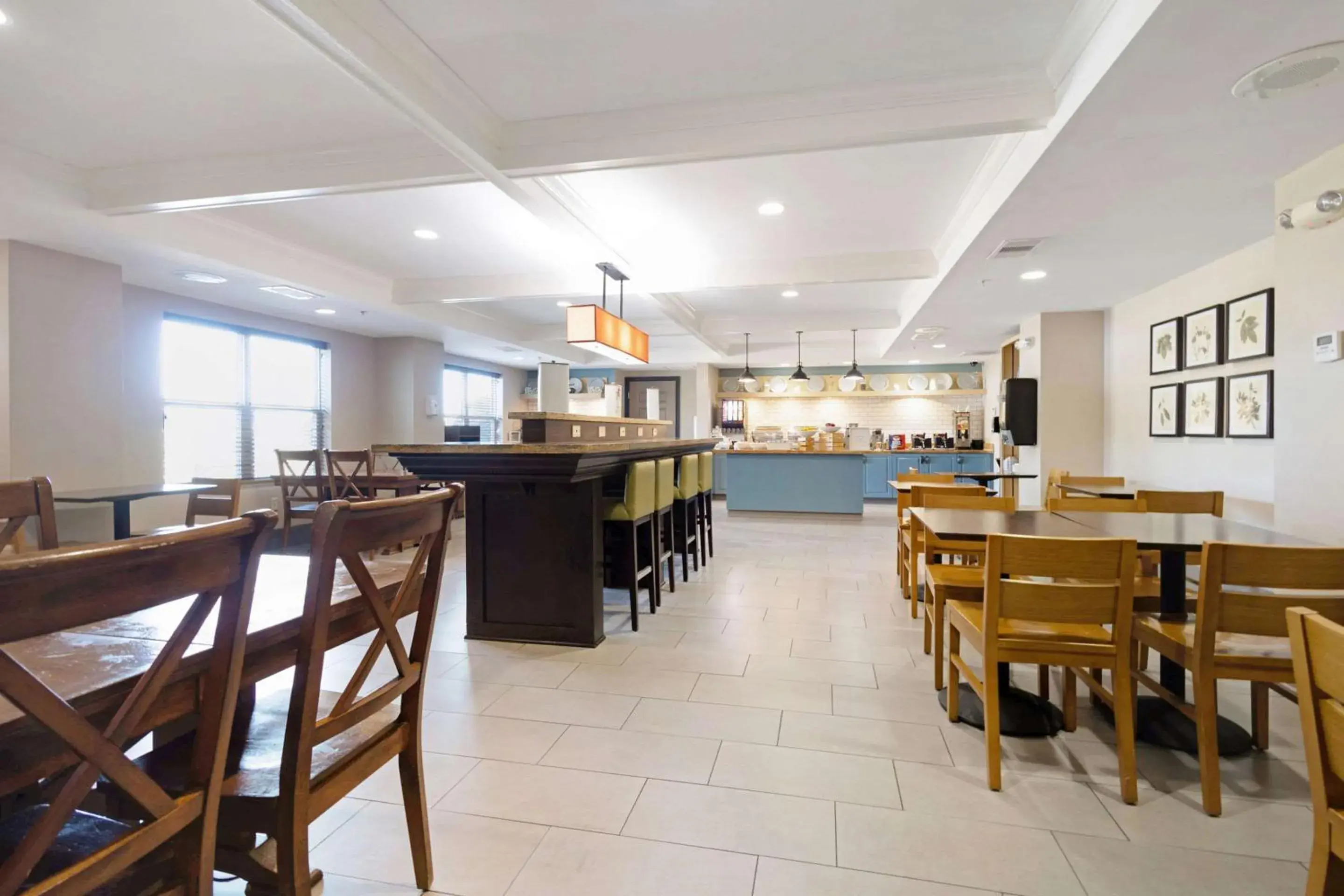 Restaurant/places to eat in Country Inn & Suites by Radisson, Texarkana, TX Restaurant/places to eat in Country Inn & Suites by Radisson, Texarkana, TX