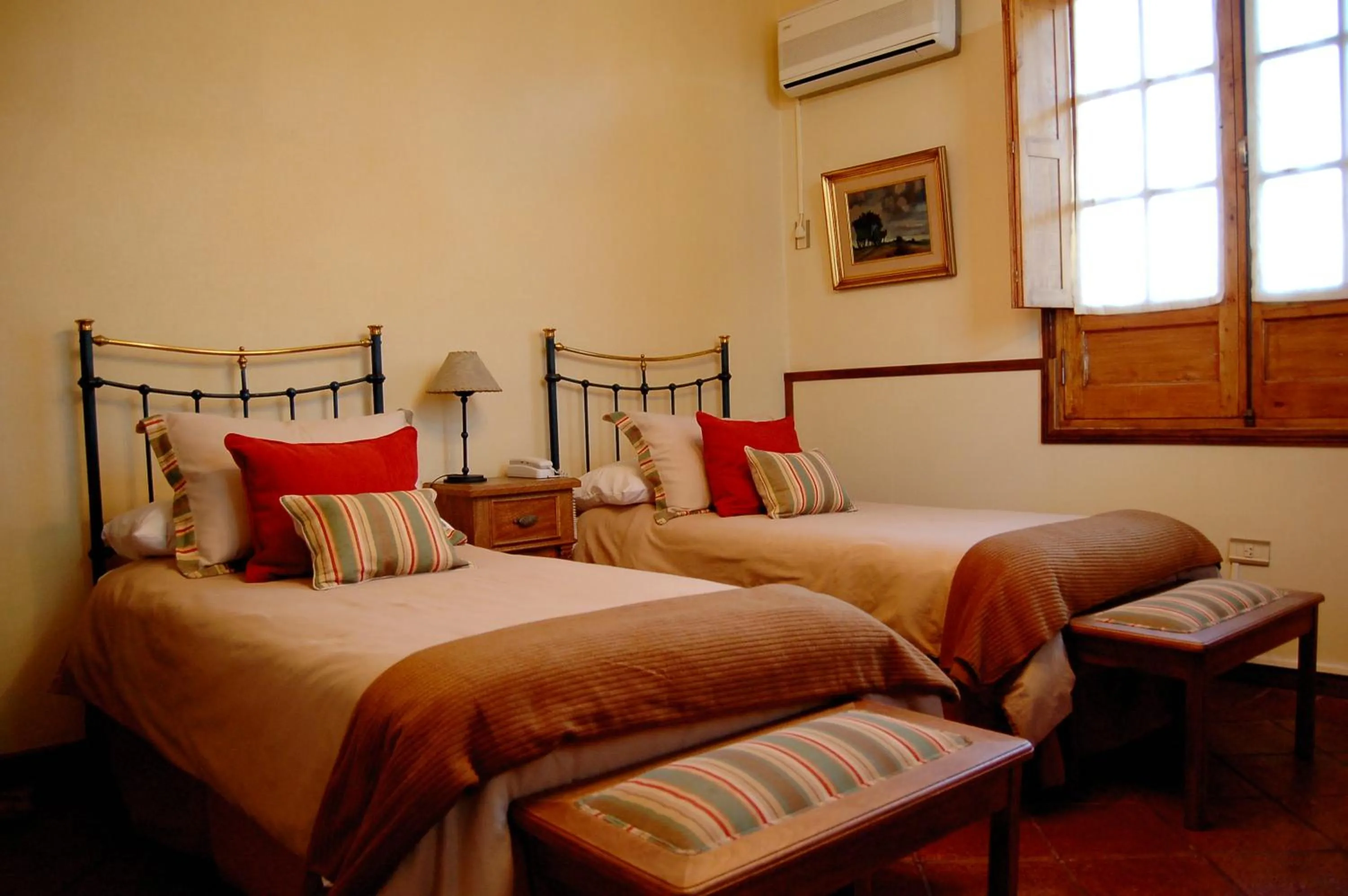Bed in Robles de Besares