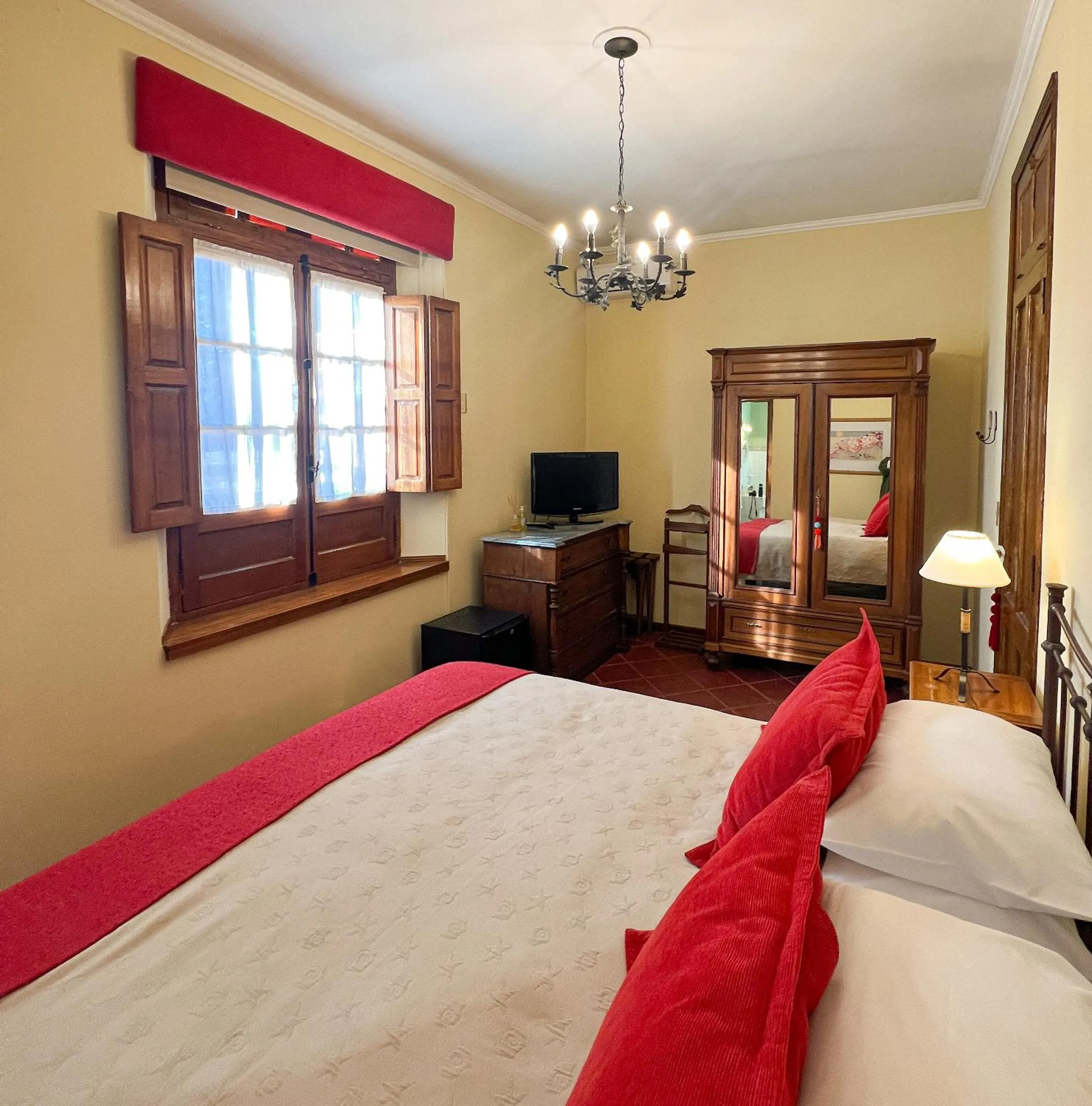 Bed in Robles de Besares