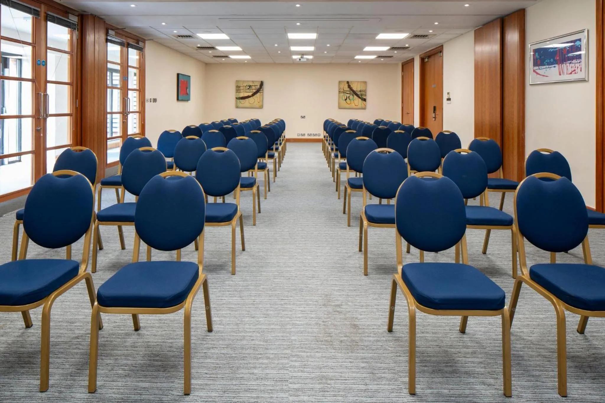 Meeting/conference room in Holiday Inn Cambridge by IHG