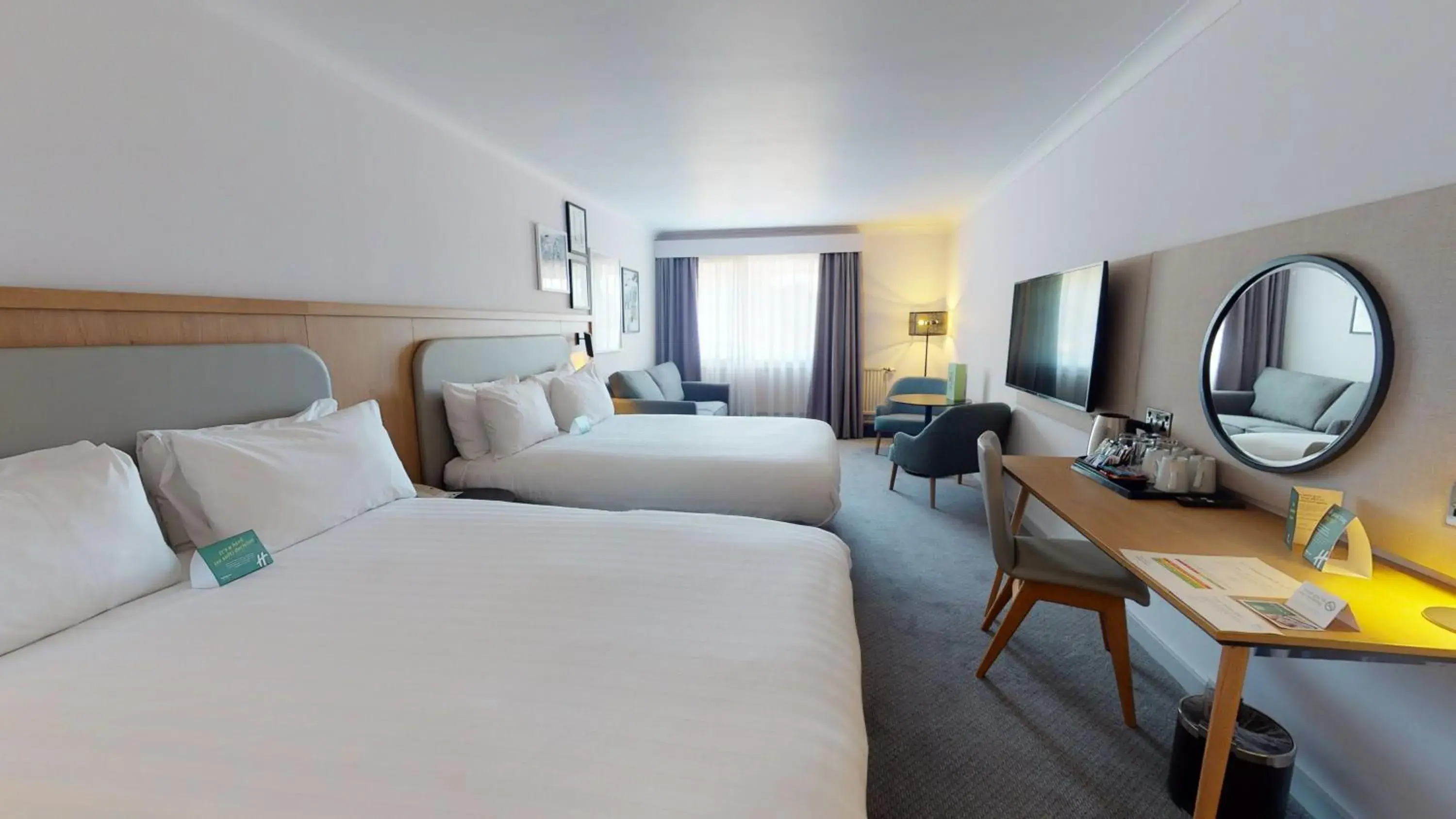 Photo of the whole room, Bed in Holiday Inn Cambridge by IHG Photo of the whole room, Bed in Holiday Inn Cambridge by IHG