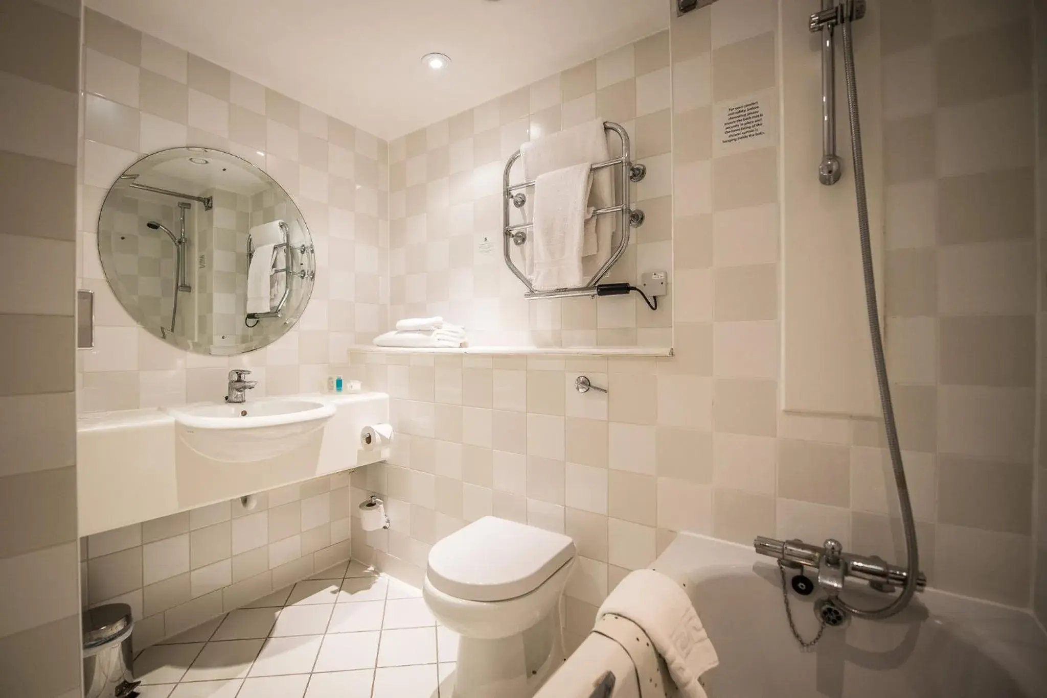 Bathroom in Holiday Inn Cambridge by IHG Bathroom in Holiday Inn Cambridge by IHG