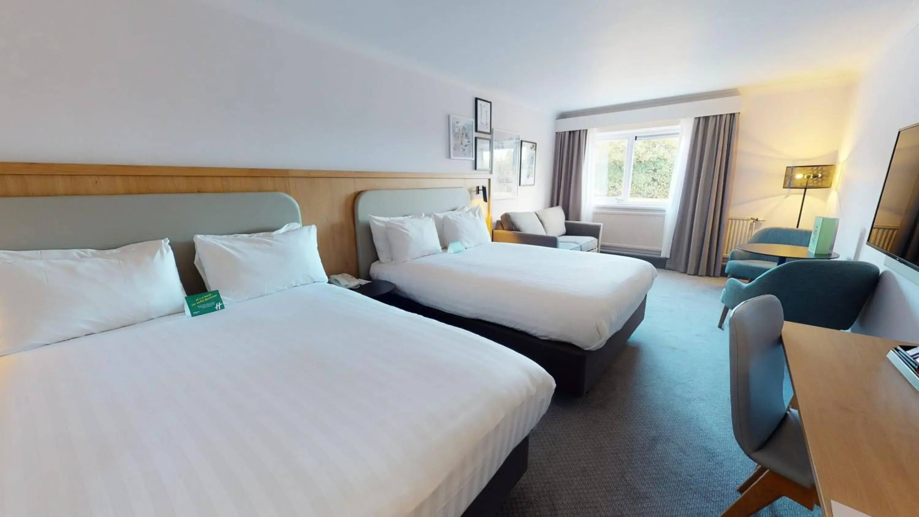 Standard King Room with Two King Beds and Sofa Bed in Holiday Inn Cambridge by IHG Standard King Room with Two King Beds and Sofa Bed in Holiday Inn Cambridge by IHG