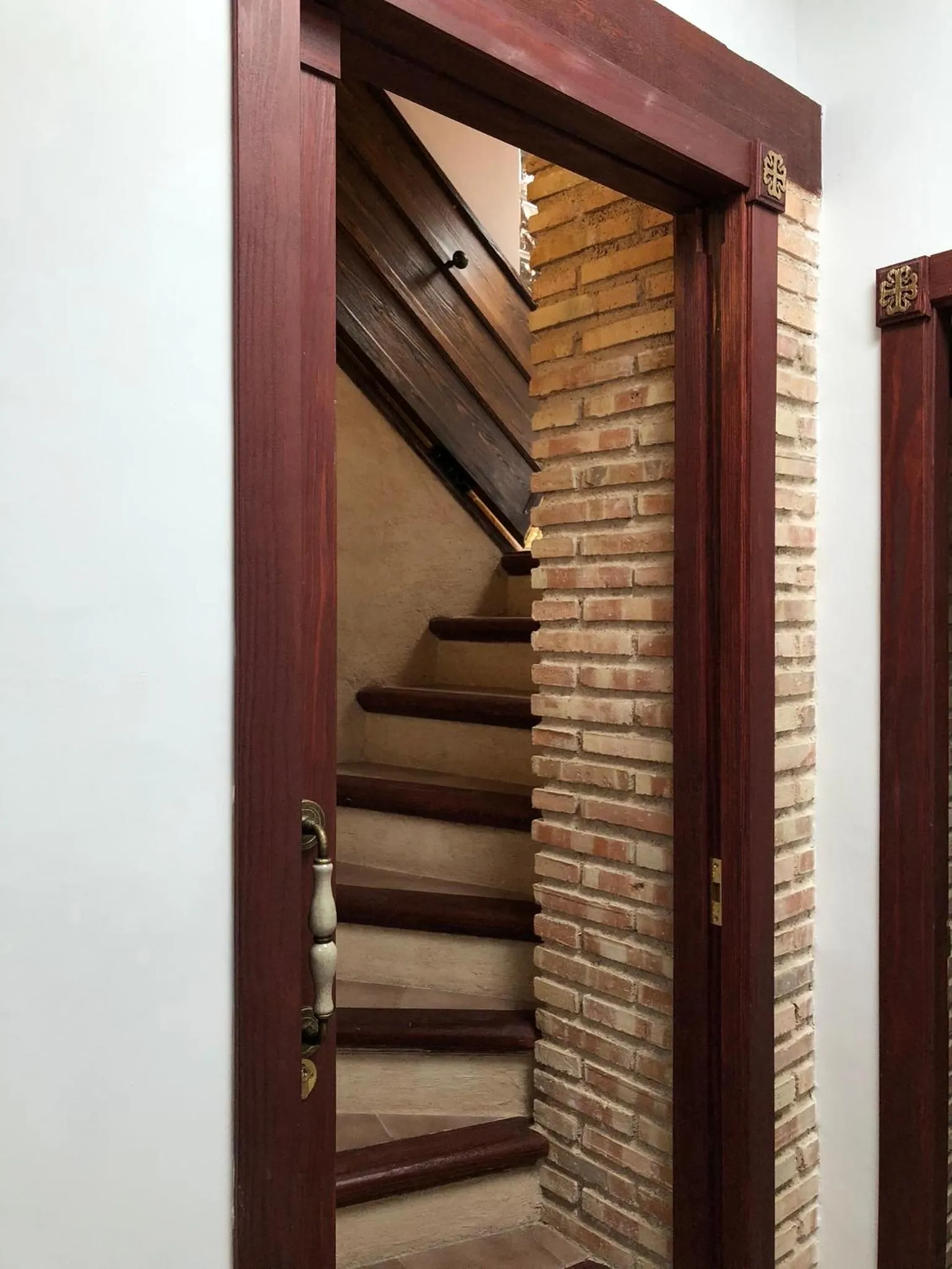 Decorative detail in Retiro del Teatro Almagro