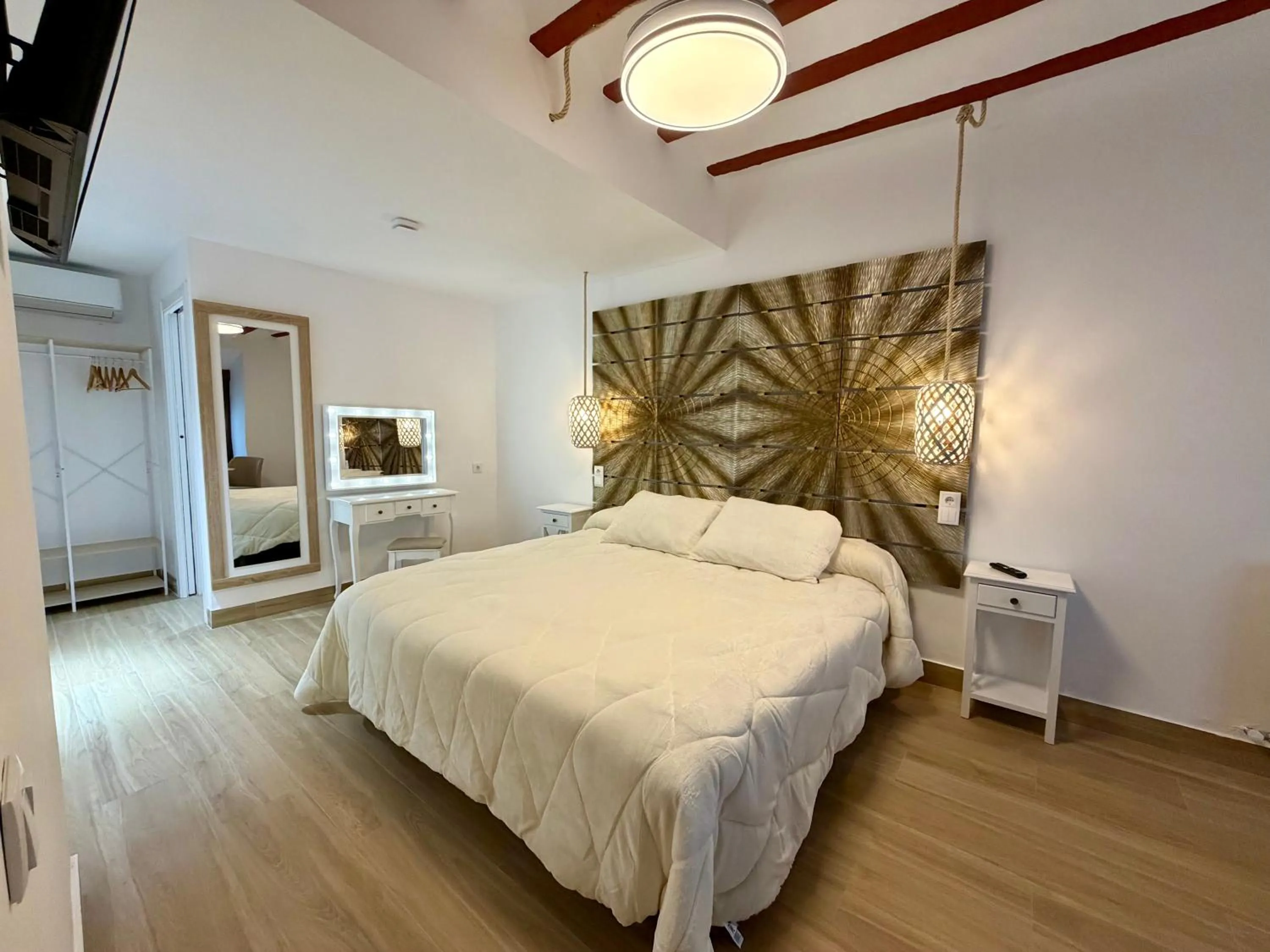 Bed in RETIRO DEL TEATRO Hotel Boutique y Apartamentos en Almagro