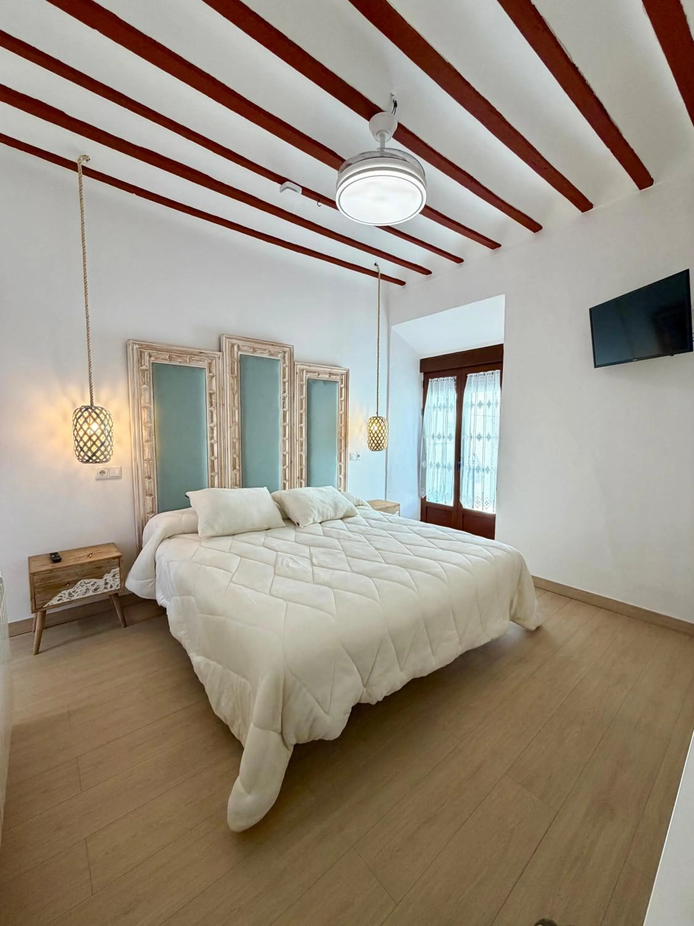 Decorative detail, Bed in RETIRO DEL TEATRO Hotel Boutique y Apartamentos en Almagro