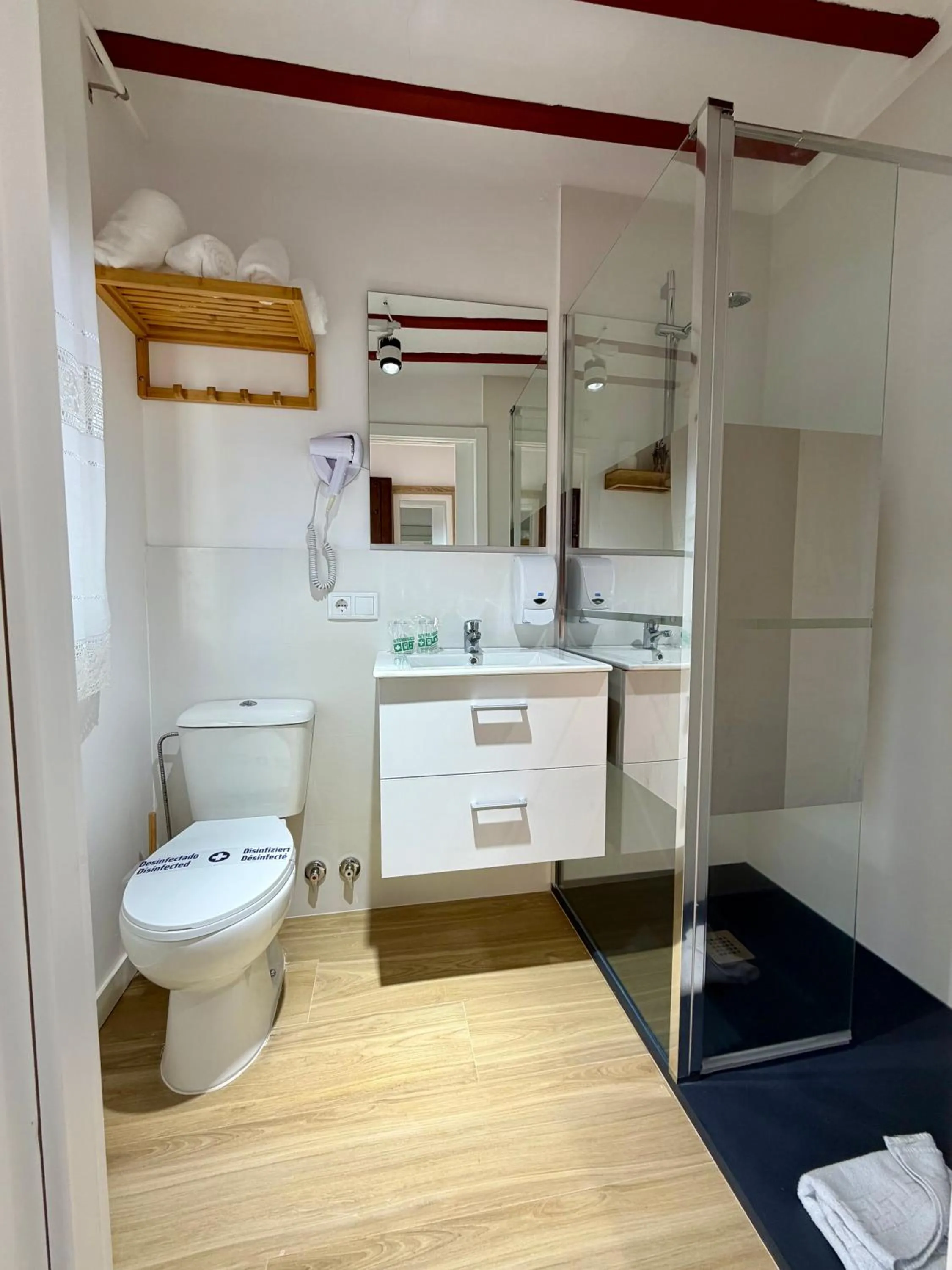 Bathroom in RETIRO DEL TEATRO Hotel Boutique y Apartamentos en Almagro