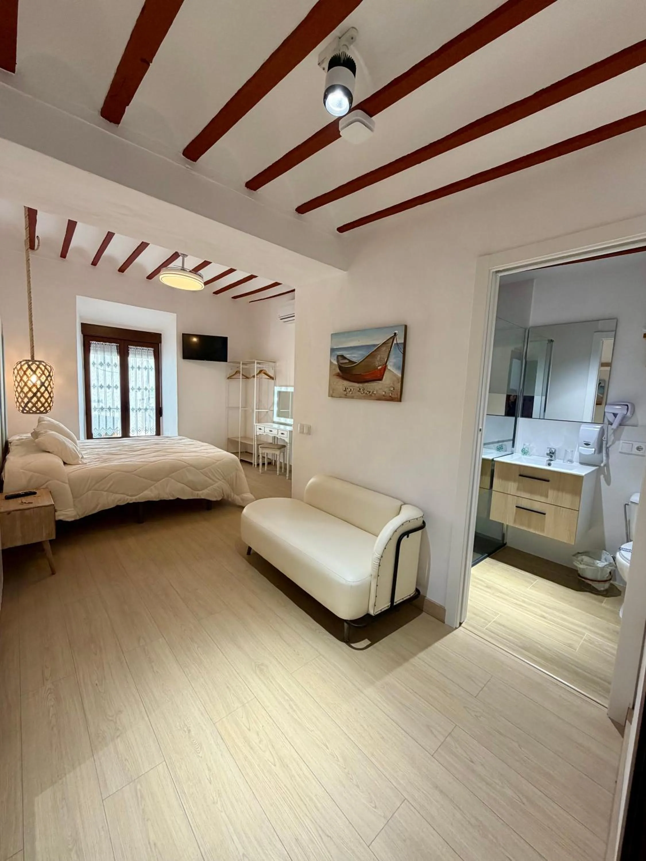 Bed in RETIRO DEL TEATRO Hotel Boutique y Apartamentos en Almagro