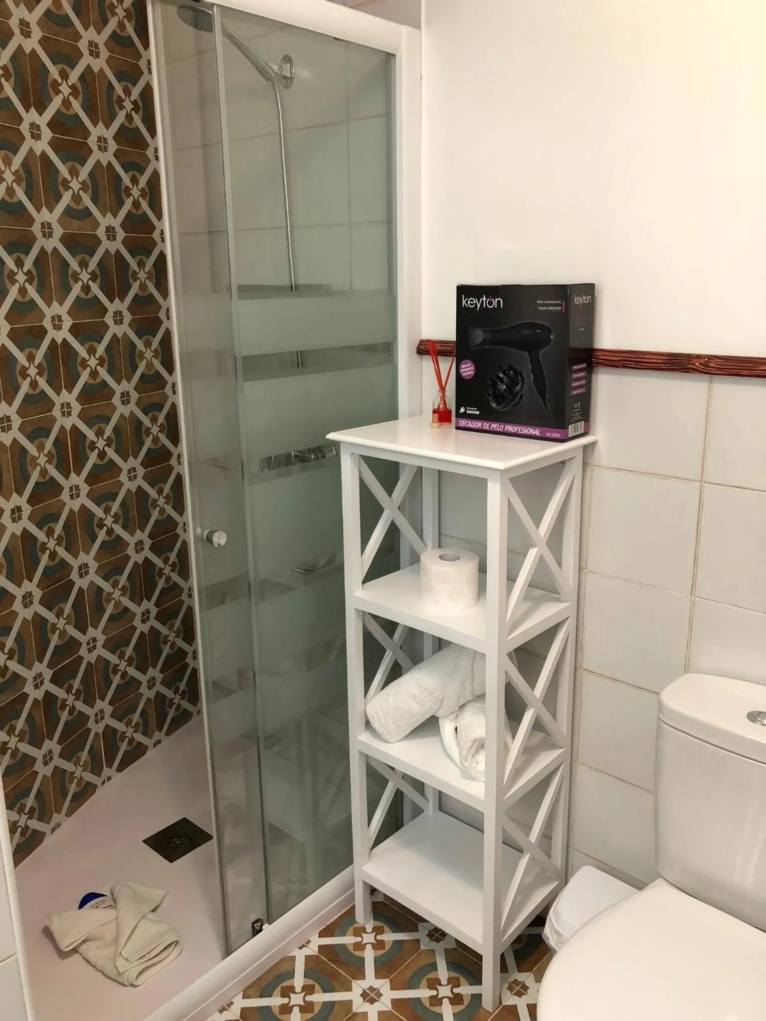 Decorative detail in Retiro del Teatro Almagro