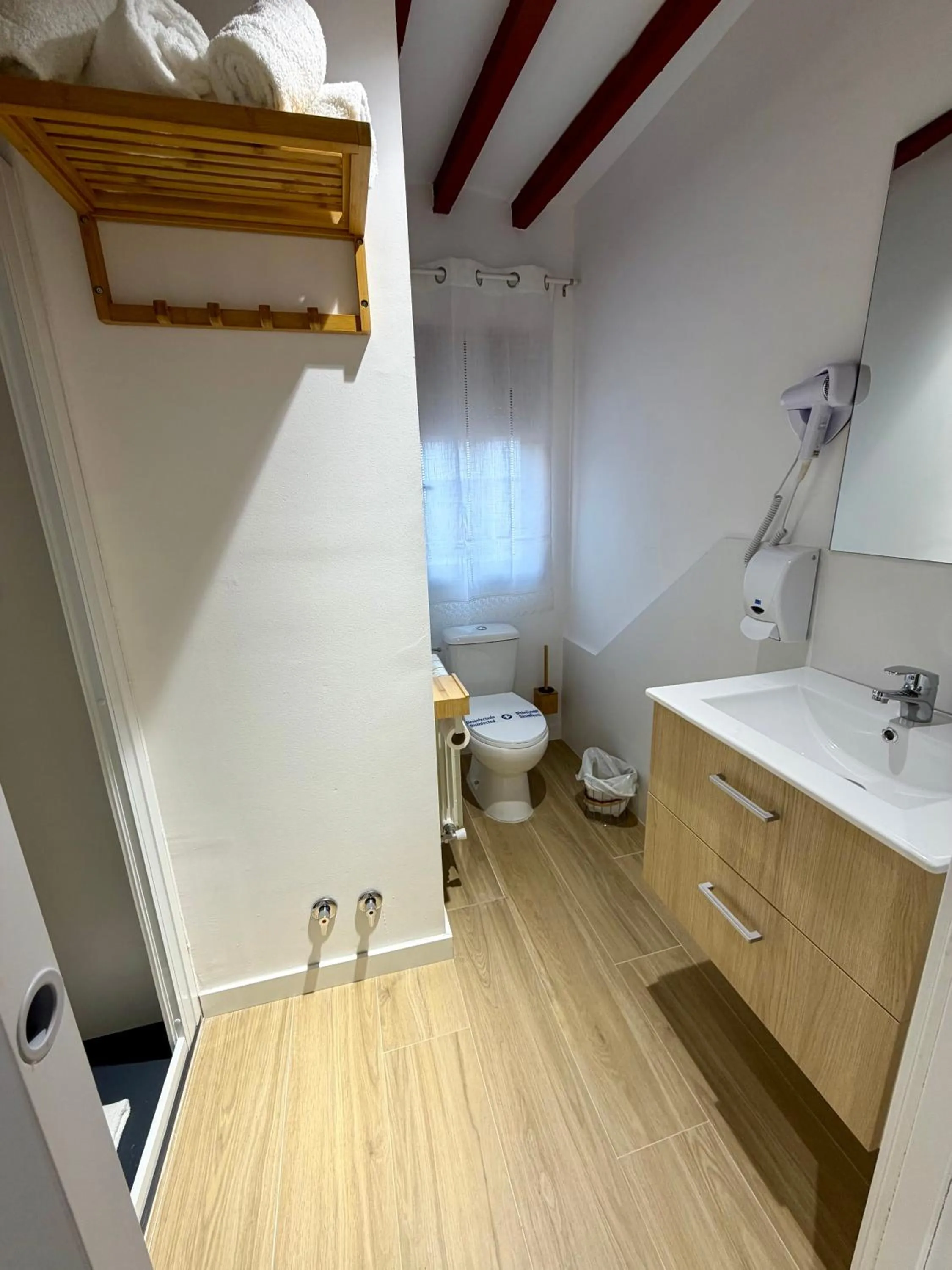 Toilet in RETIRO DEL TEATRO Hotel Boutique y Apartamentos en Almagro