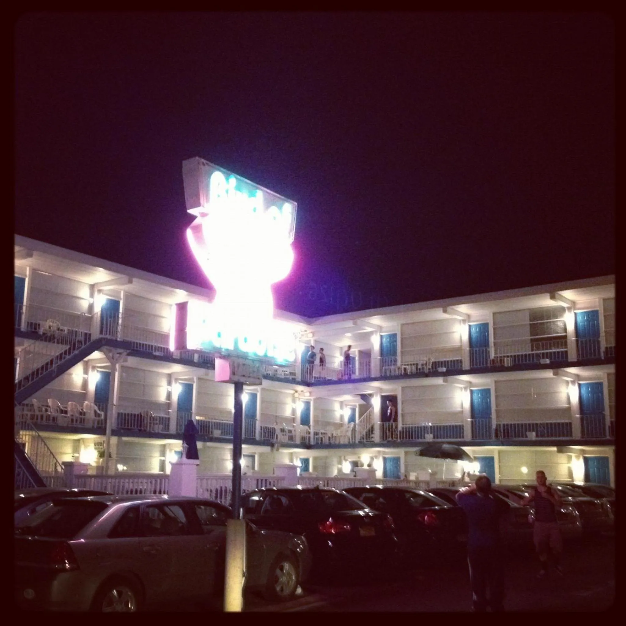 Property logo or sign in Bird of Paradise Motel