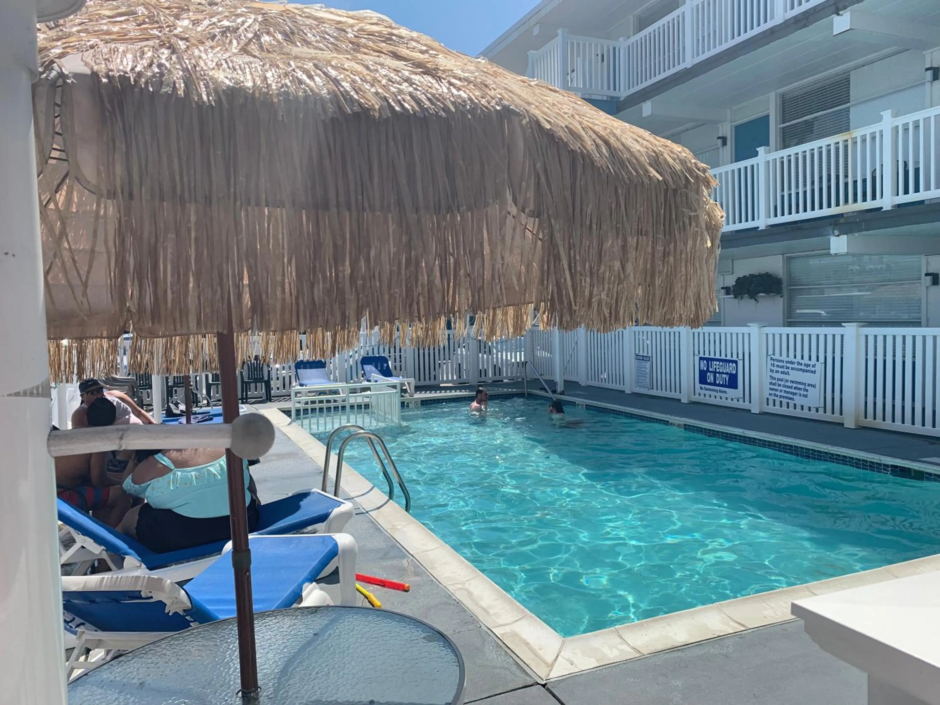 People in Bird of Paradise Motel