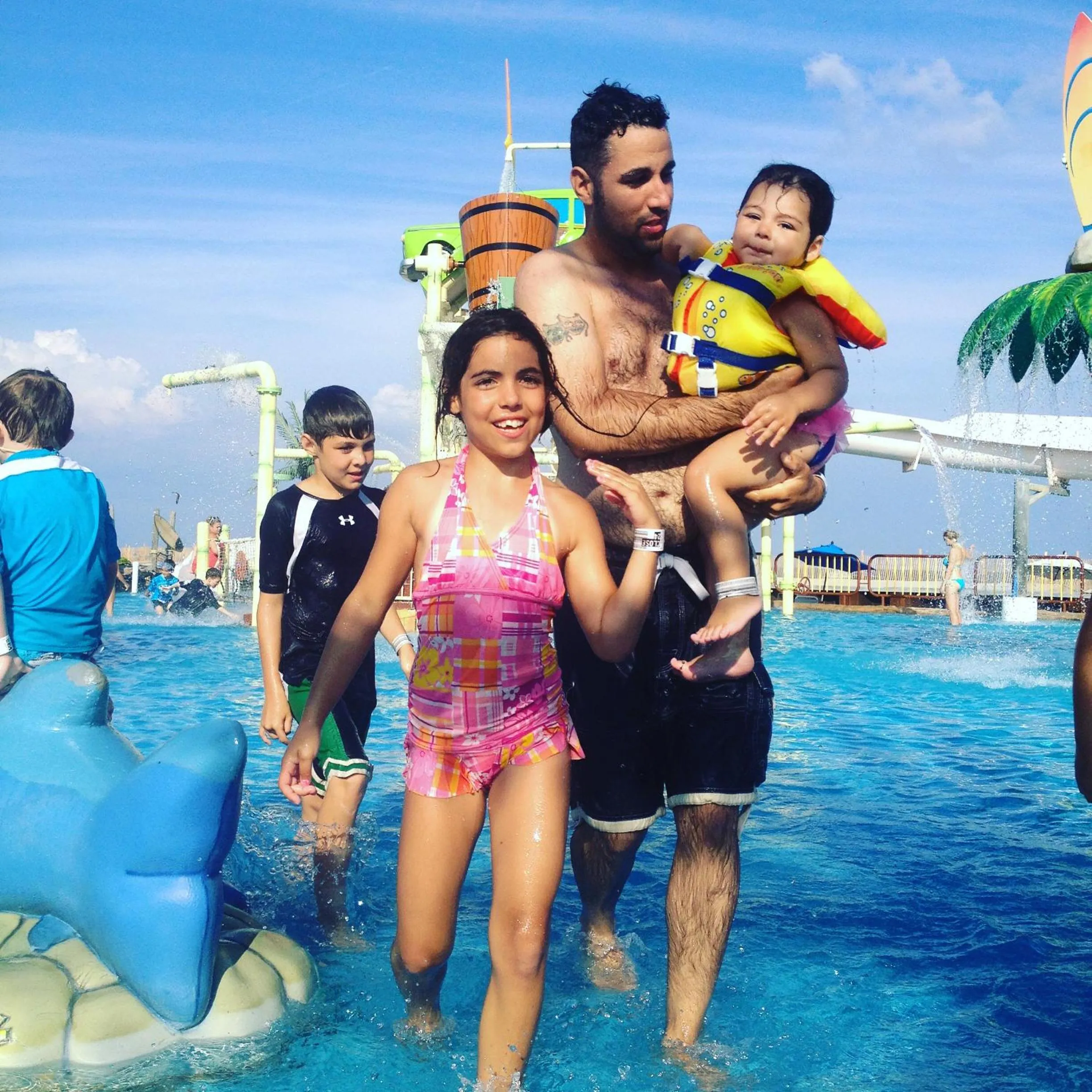 Day in Bird of Paradise Motel