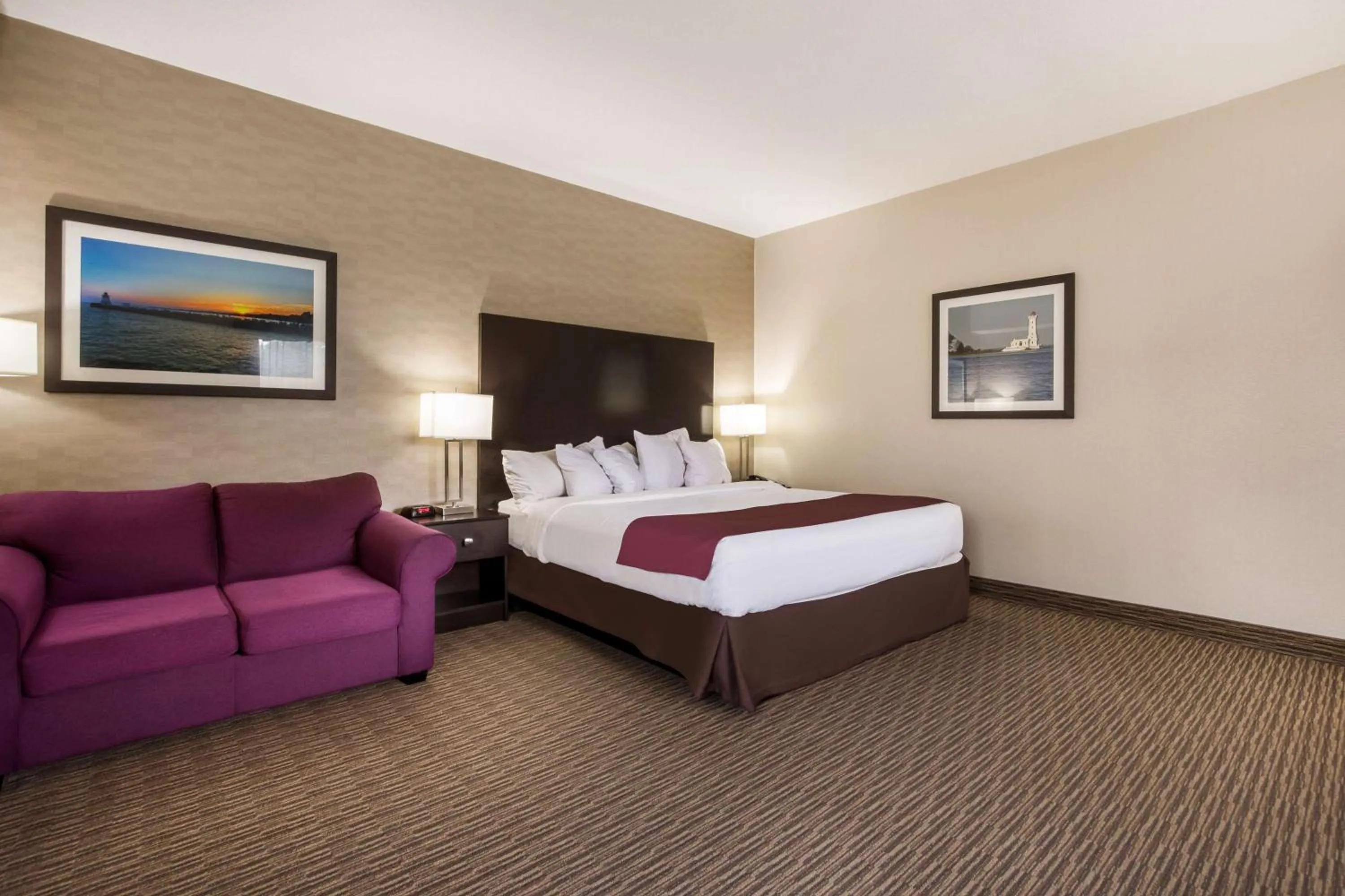 Bedroom, Bed in Best Western Little River Inn