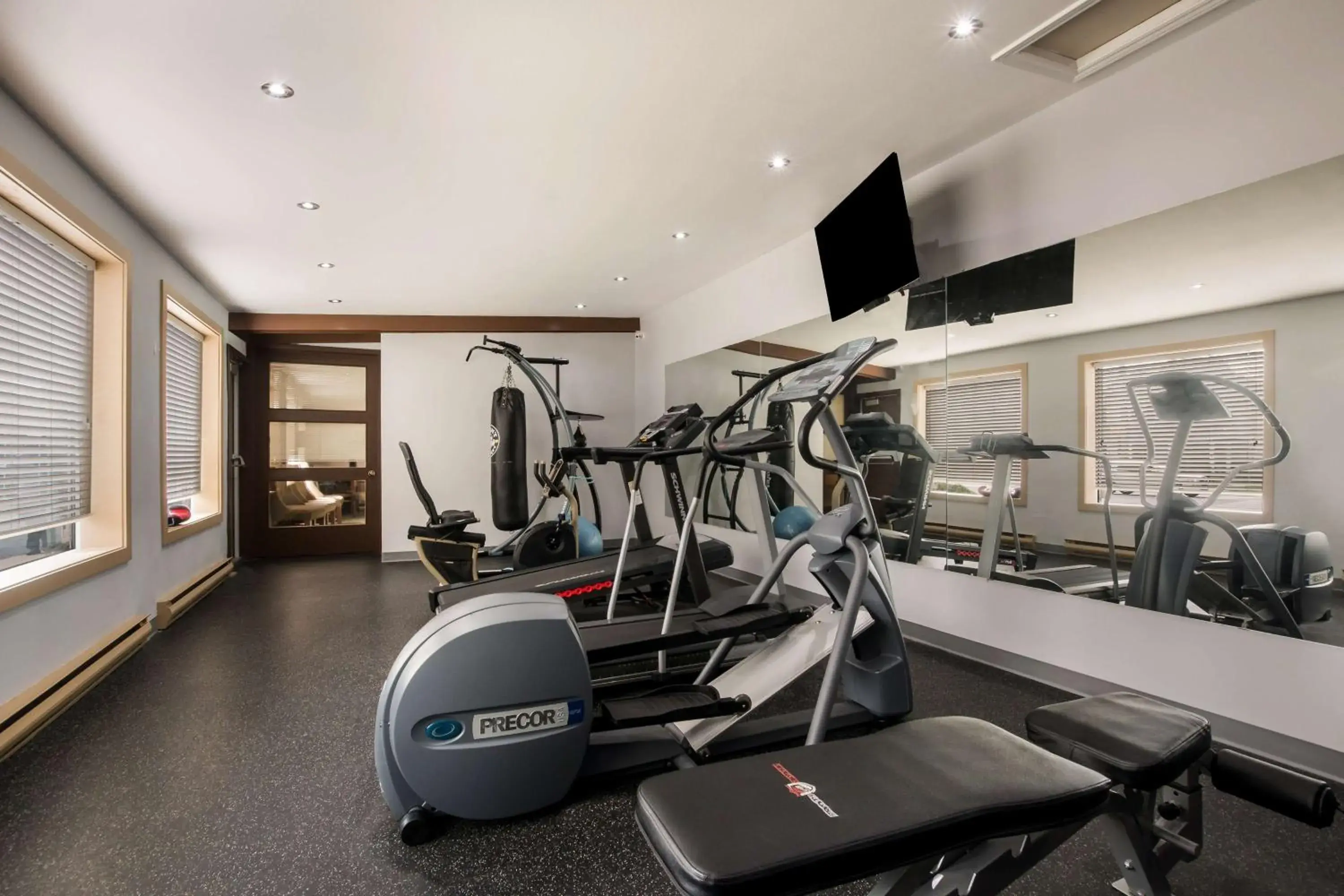 Spa and wellness centre/facilities in Best Western Little River Inn Spa and wellness centre/facilities in Best Western Little River Inn