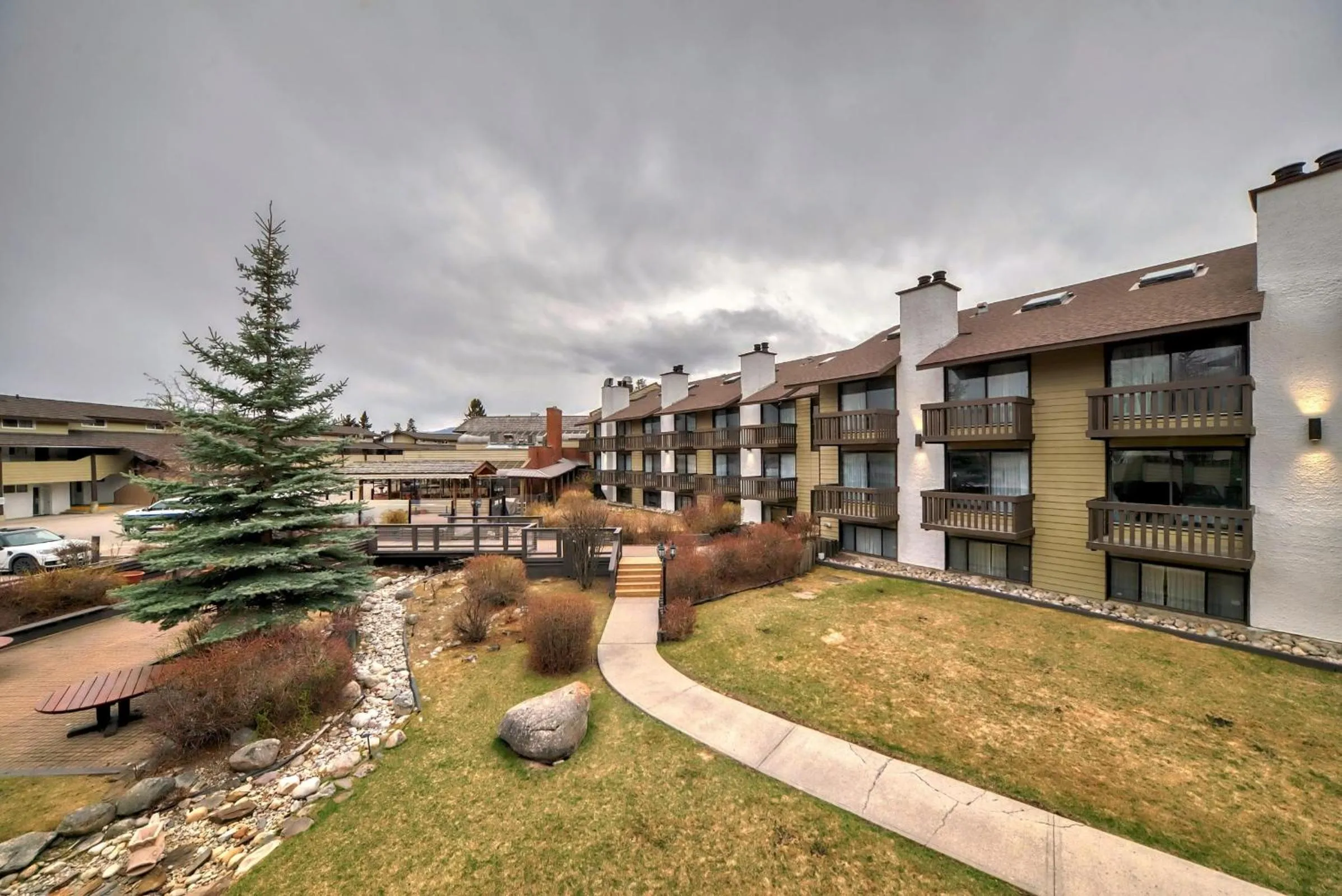 Property building in Jasper Inn & Suites by INNhotels