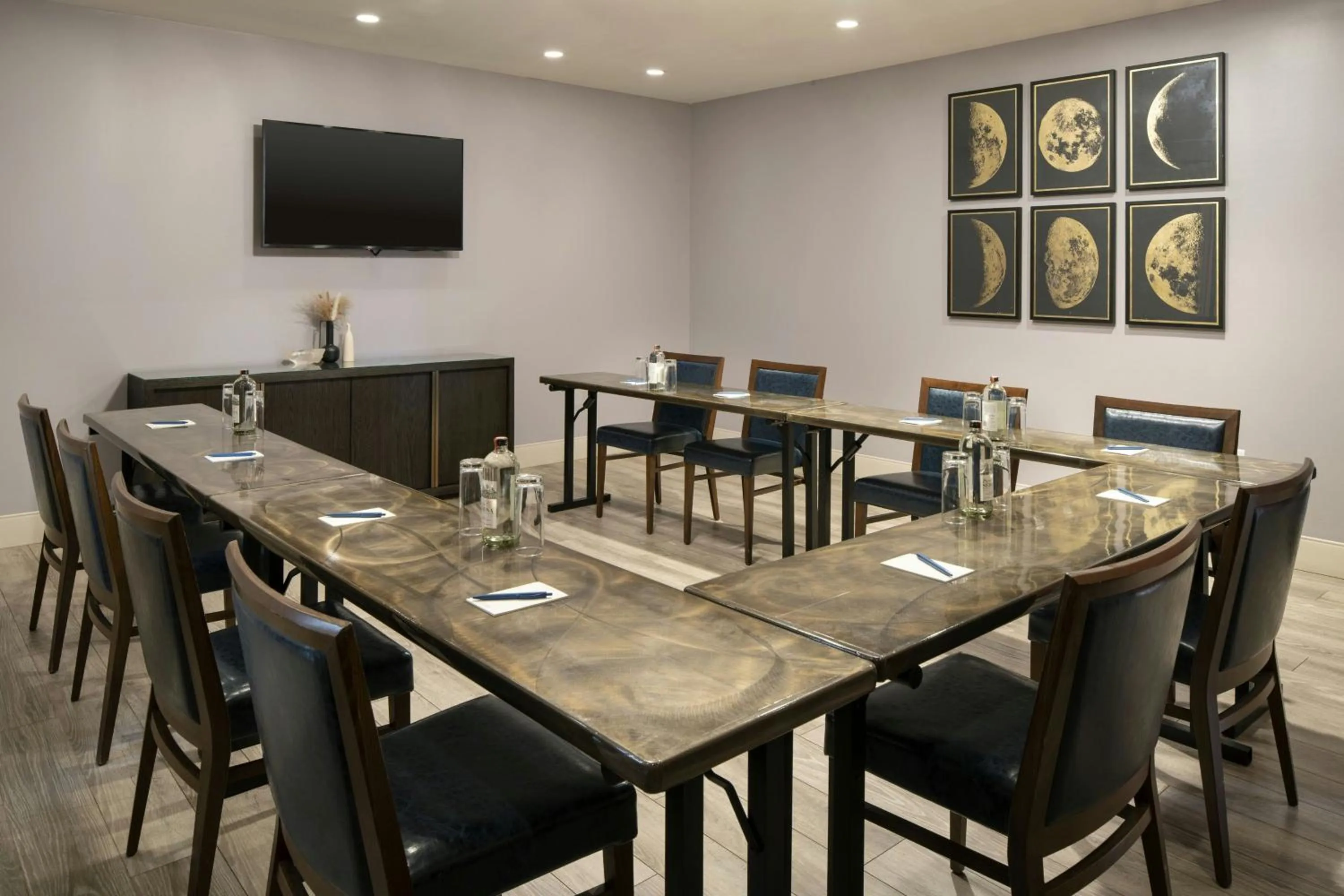 Meeting/conference room in Sky Rock Sedona, a Tribute Portfolio Hotel