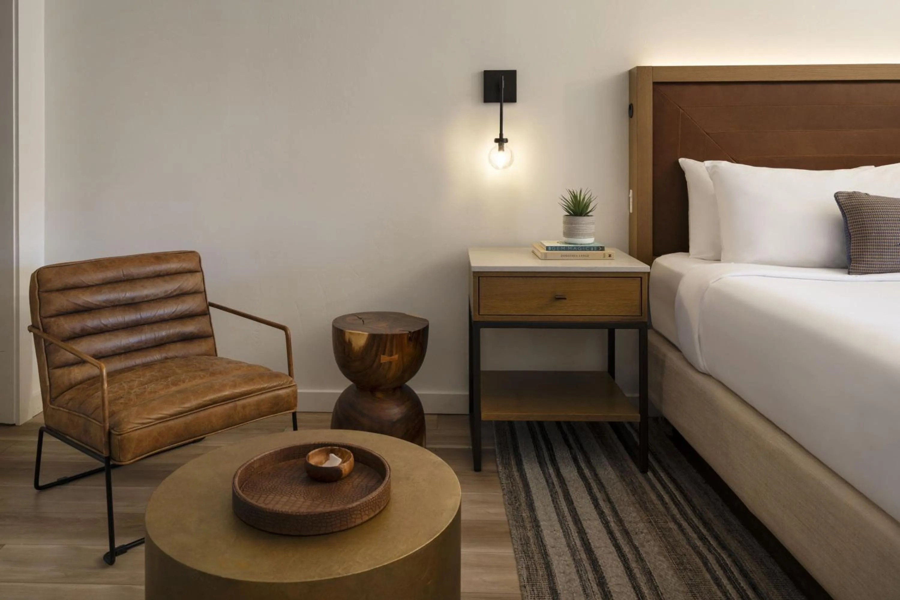 Photo of the whole room, Bed in Sky Rock Sedona, a Tribute Portfolio Hotel