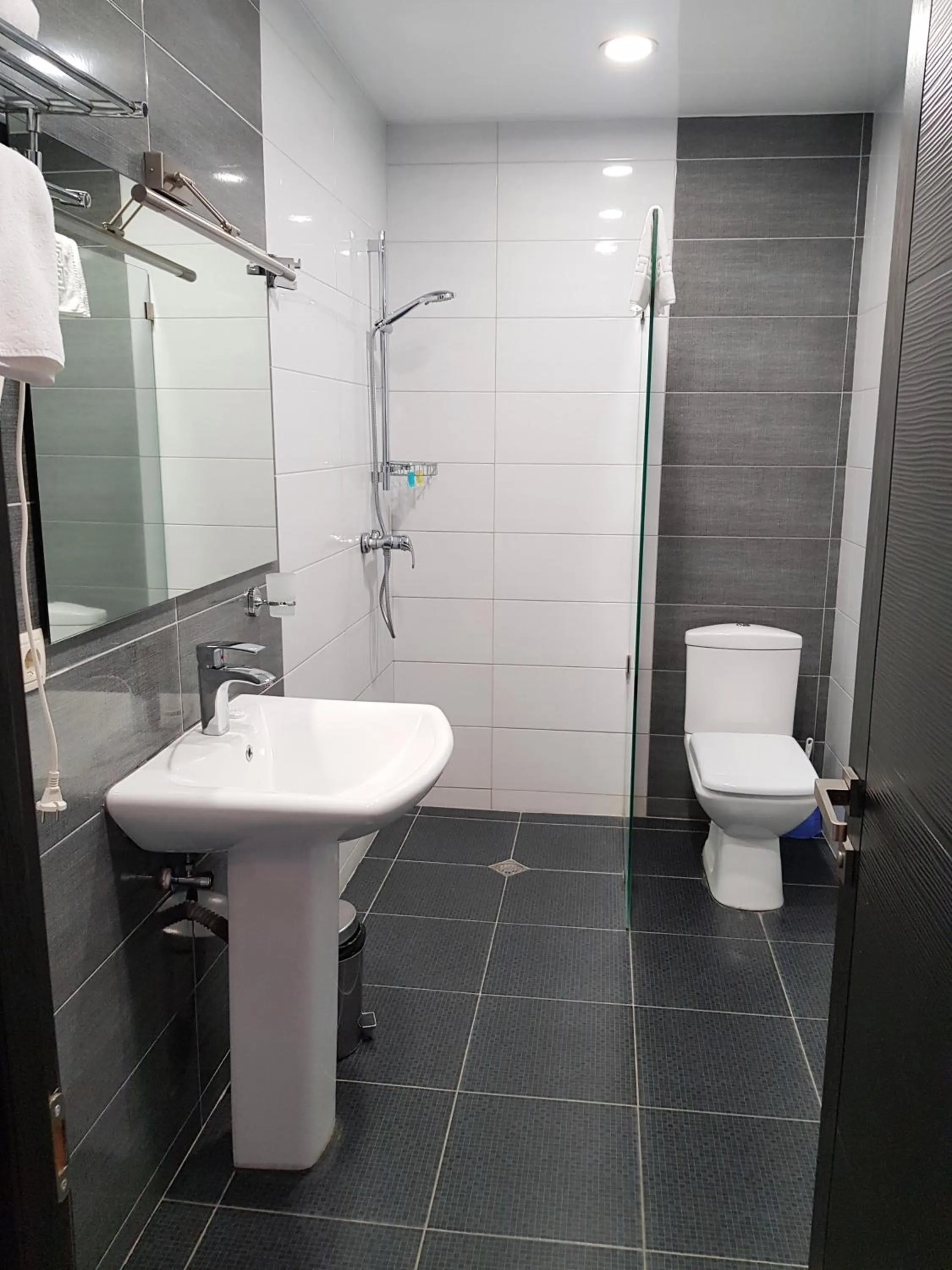 Shower in Mount Inn Kazbegi