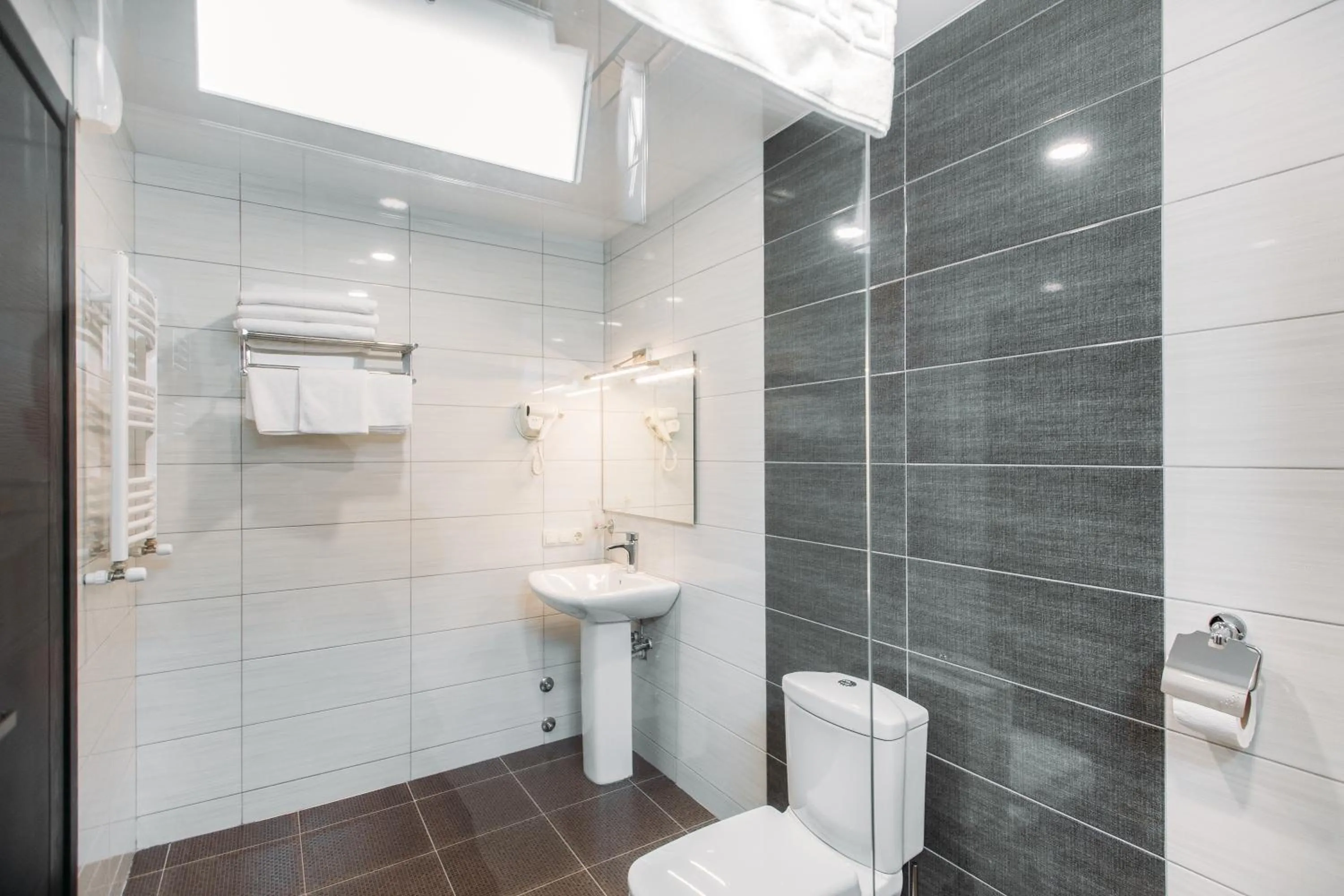 Shower in Mount Inn Kazbegi