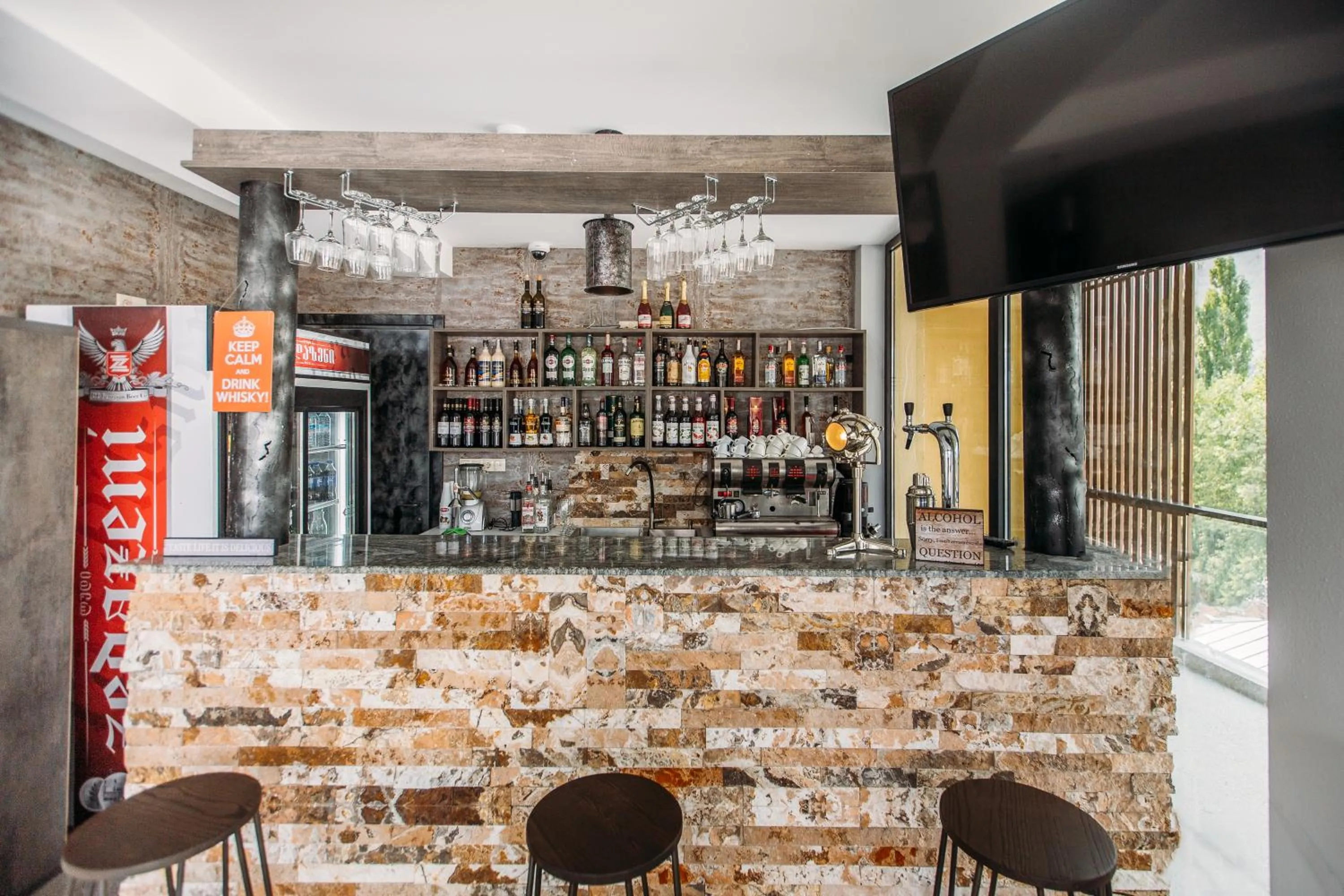 Restaurant/places to eat in Mount Inn Kazbegi