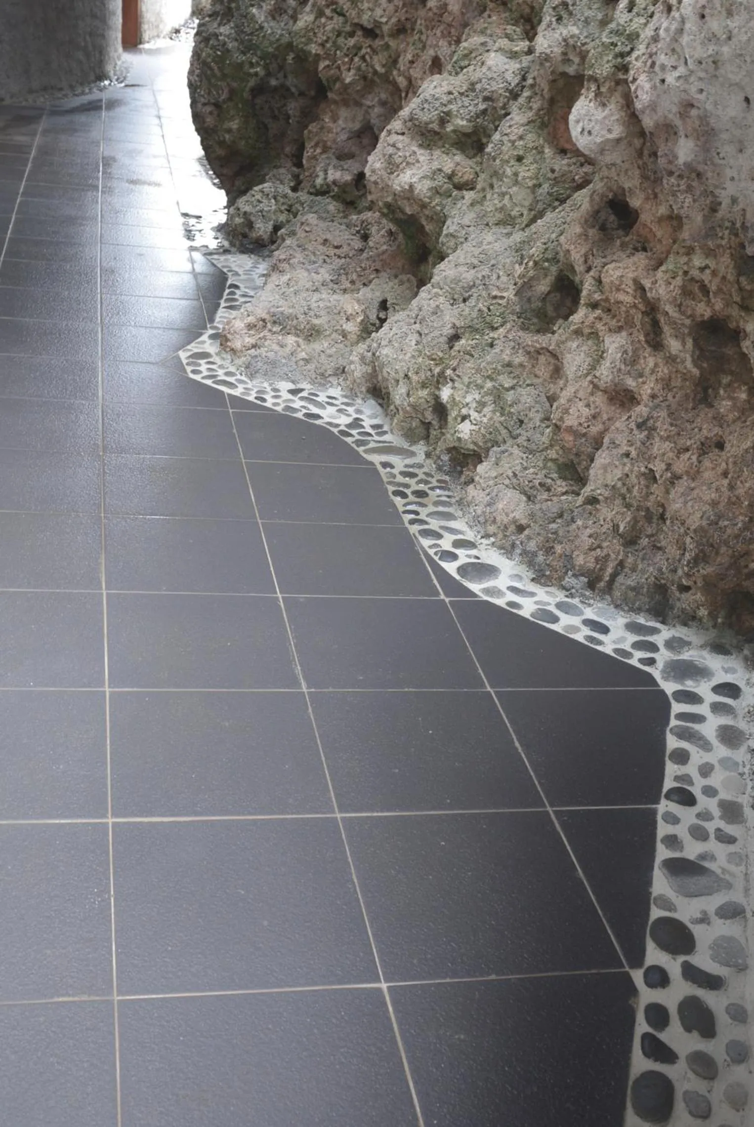 Decorative detail in Rockwater Resort