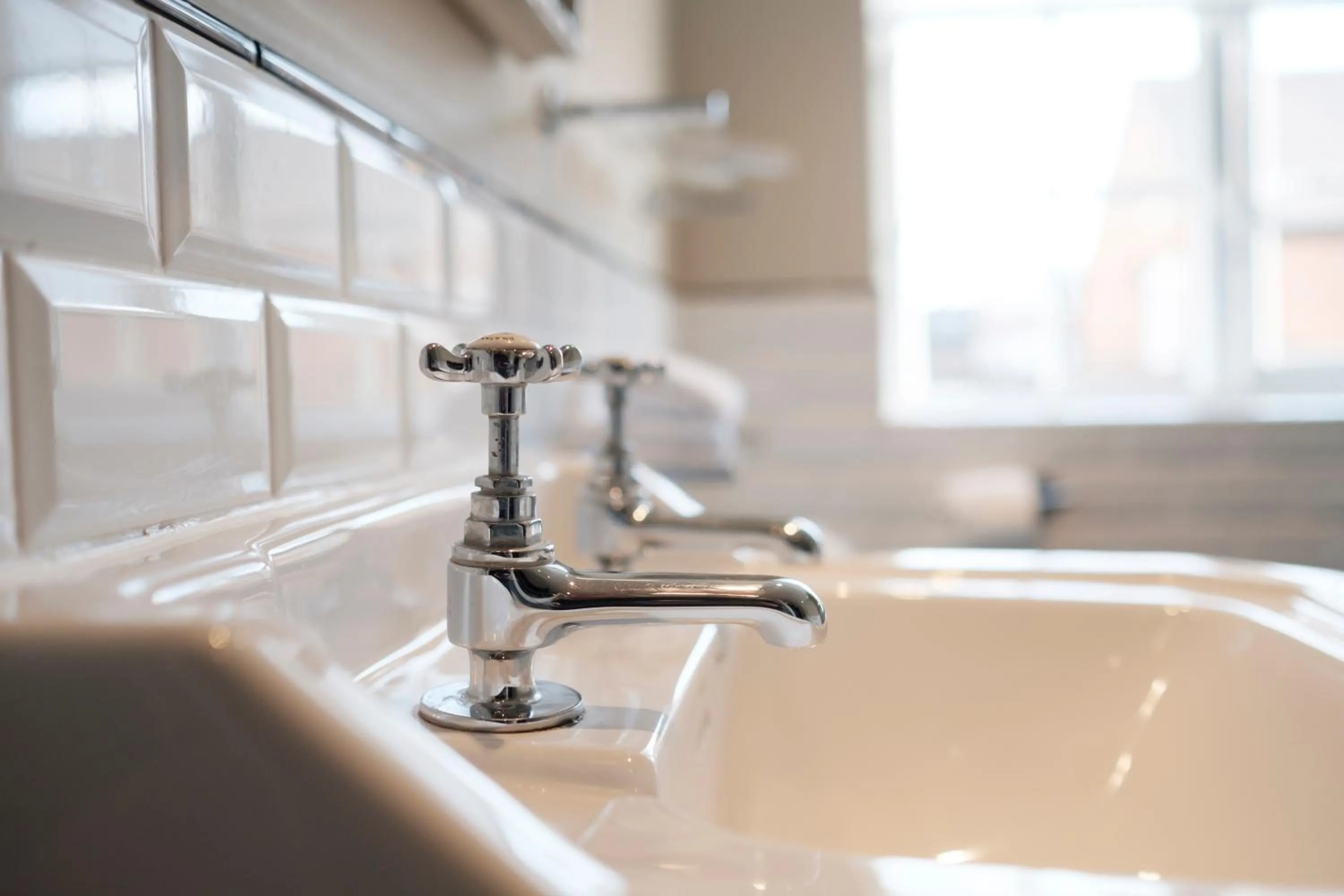 Bathroom in The White Swan Hotel